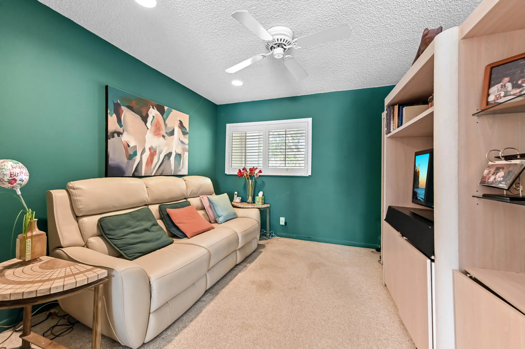 Property Slideshow image 21 of 32 | 10247 n circle lake dr 201, Boynton Beach, FL, 33437