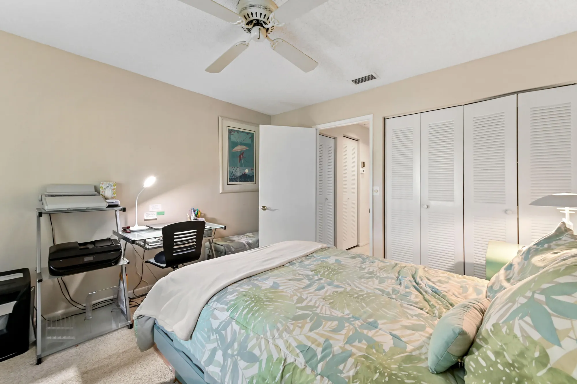 Property Slideshow image 23 of 32 | 10247 n circle lake dr 201, Boynton Beach, FL, 33437