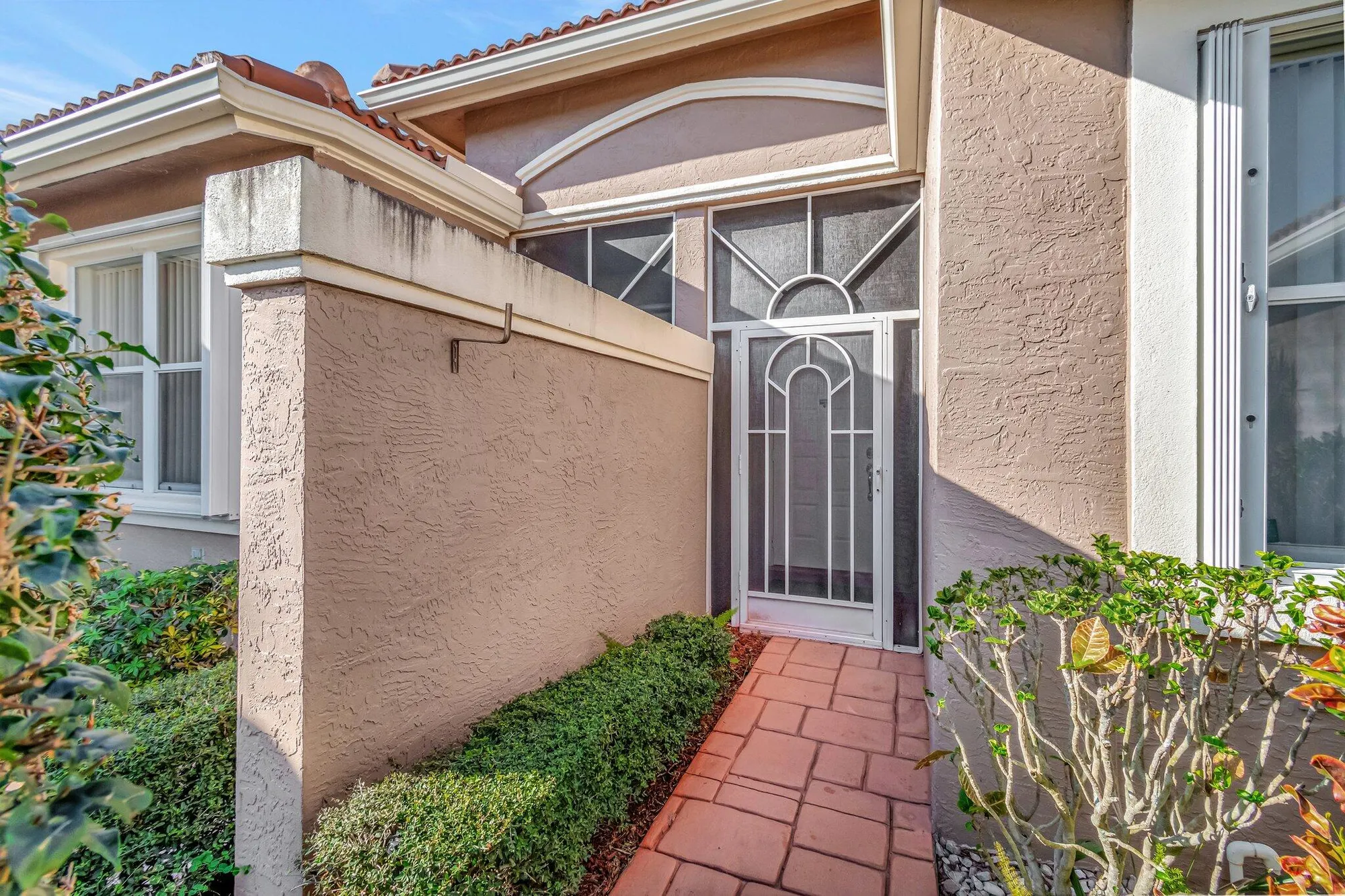 Property Slideshow image 7 of 98 | 5803 island reach ln, Boynton Beach, FL, 33437
