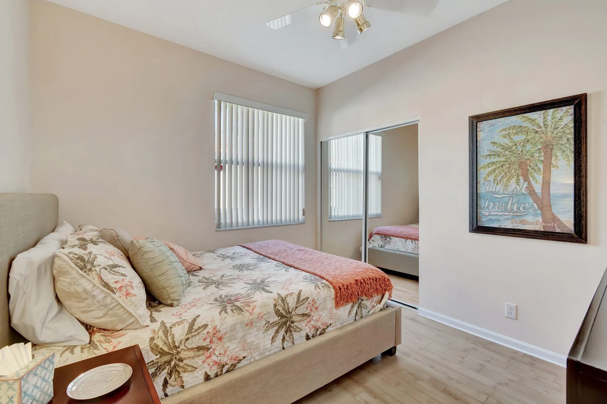 Property Slideshow image 42 of 98 | 5803 island reach ln, Boynton Beach, FL, 33437