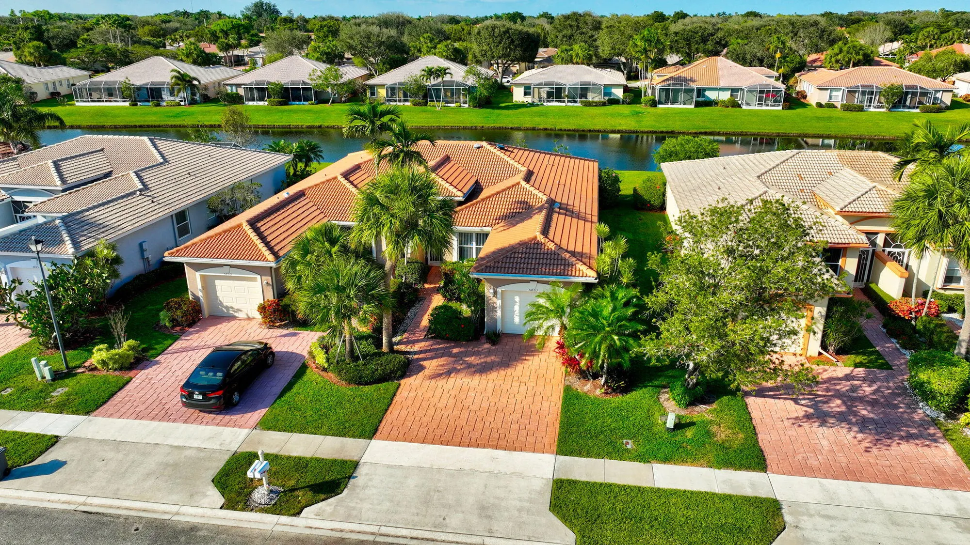 Property Slideshow image 54 of 98 | 5803 island reach ln, Boynton Beach, FL, 33437