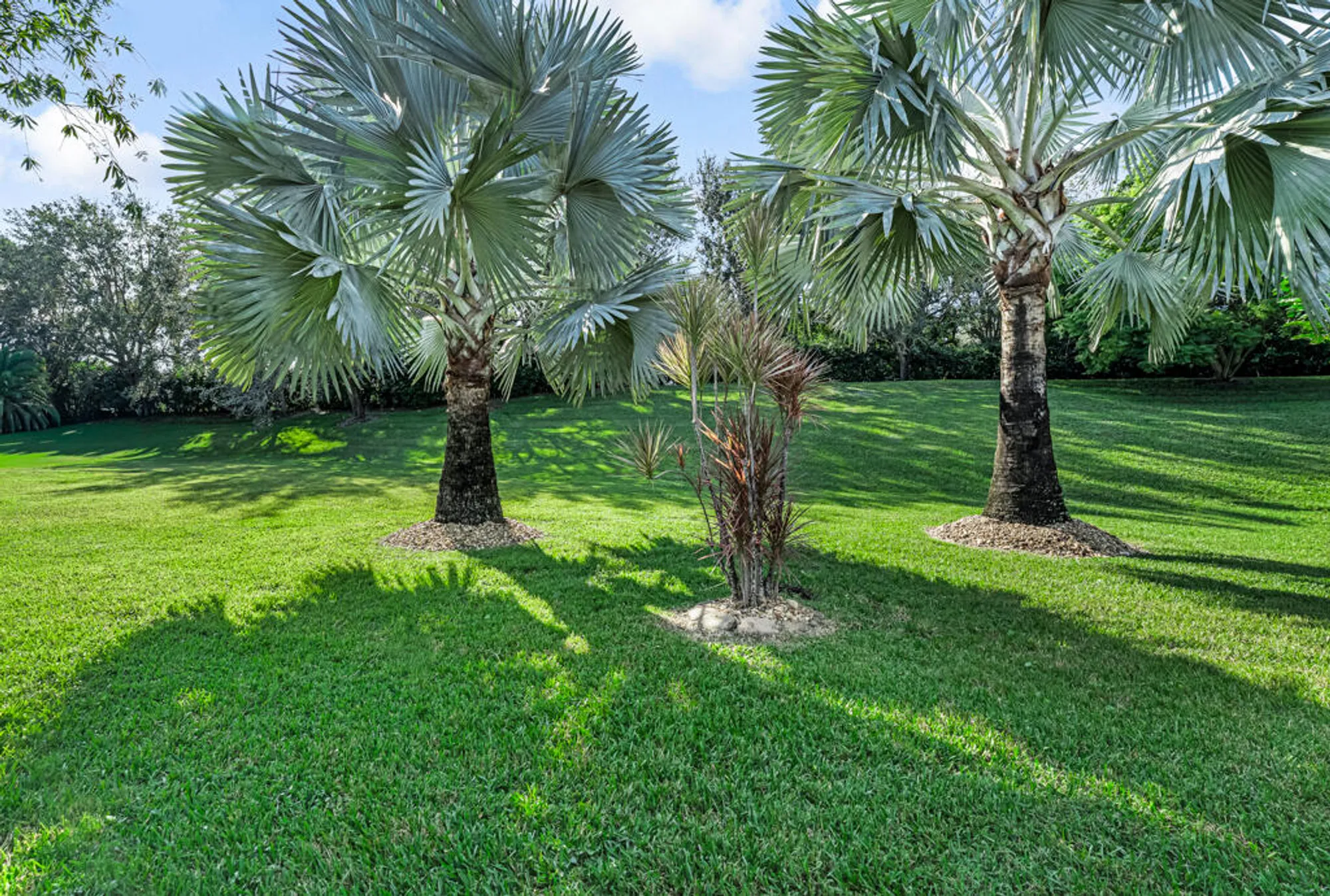 Property Slideshow image 7 of 57 | 9174 bay point cir, West Palm Beach, FL, 33411