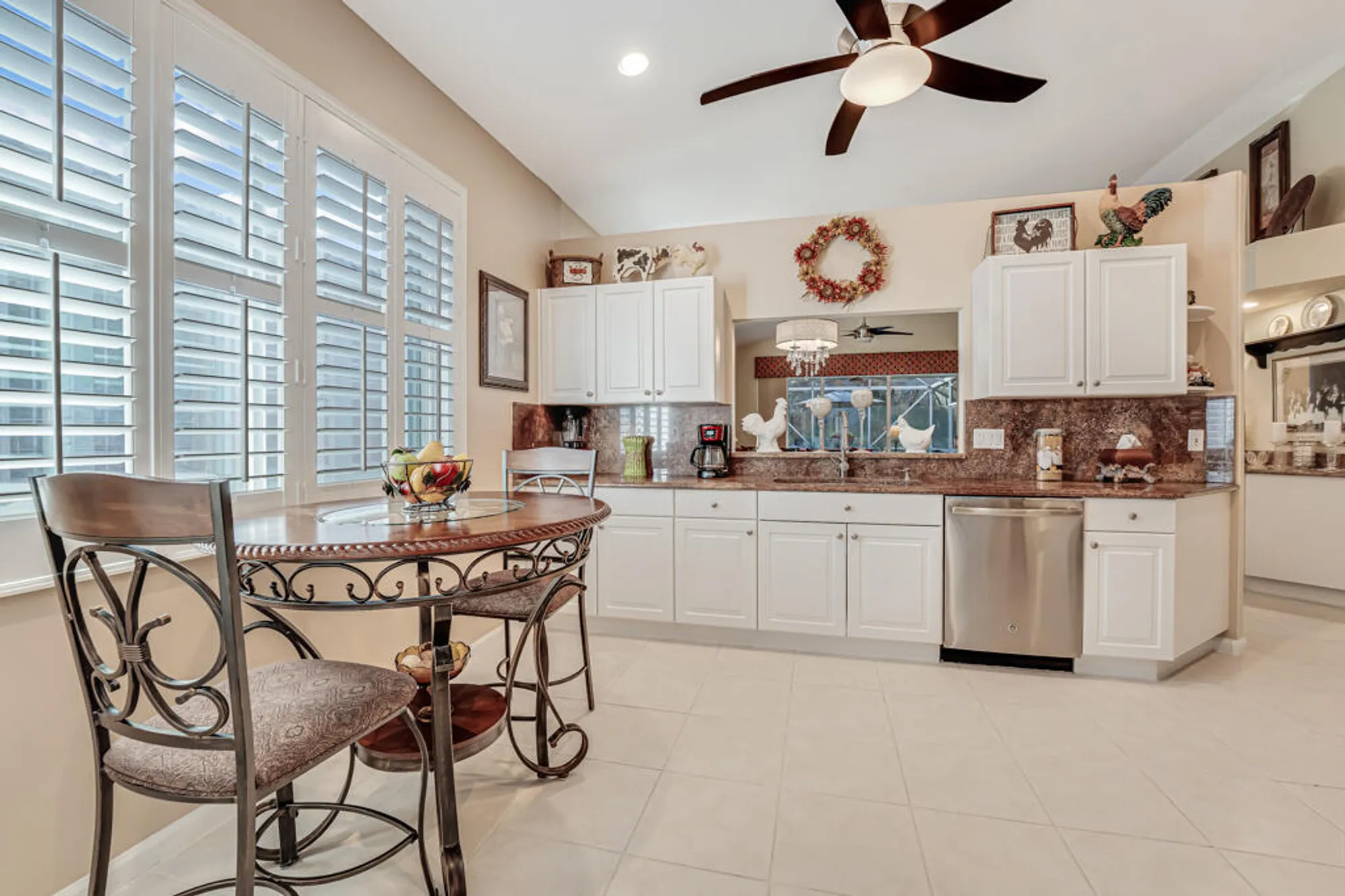 Property Slideshow image 25 of 57 | 9174 bay point cir, West Palm Beach, FL, 33411