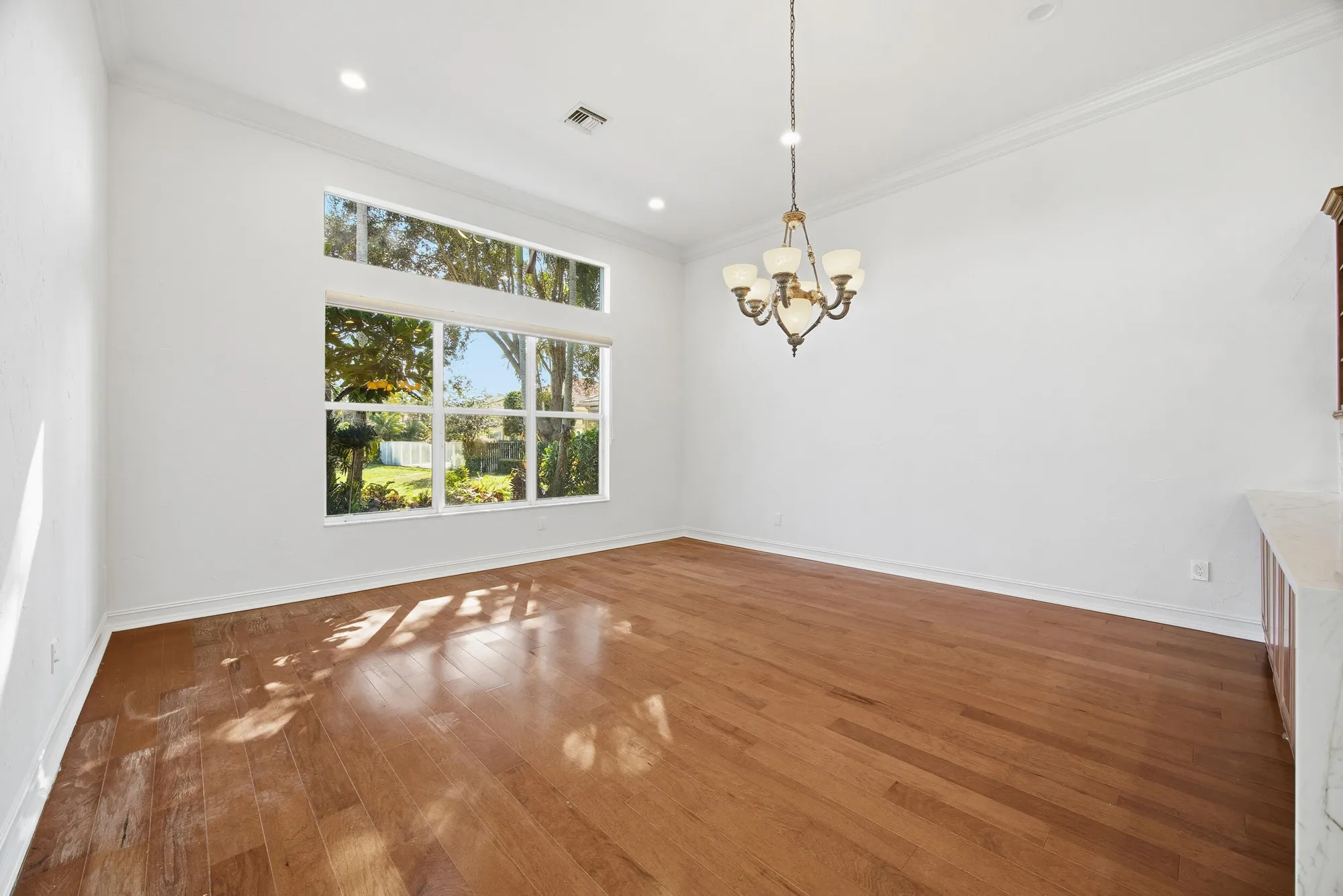 Property Slideshow image 18 of 61 | 7071 corning cir, Boynton Beach, FL, 33437