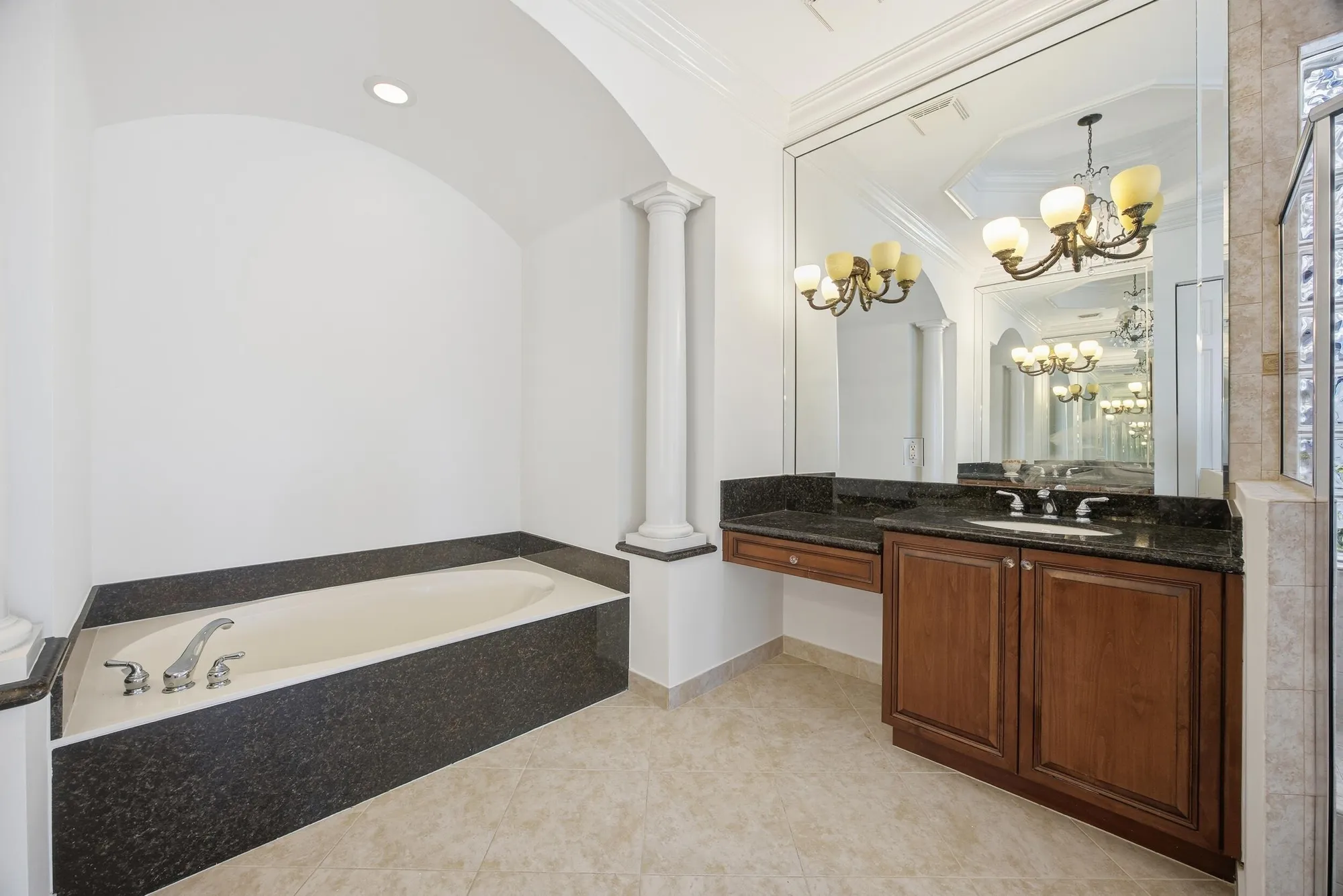 Property Slideshow image 28 of 61 | 7071 corning cir, Boynton Beach, FL, 33437