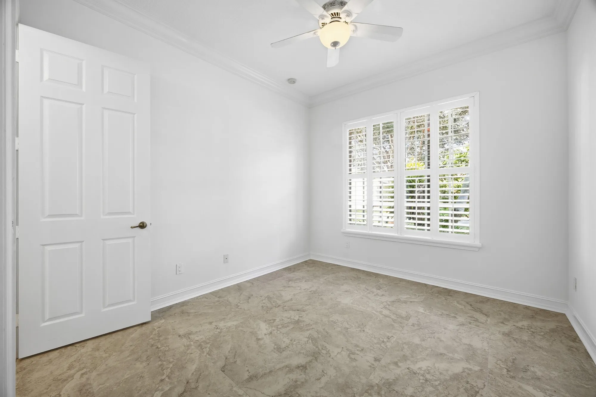 Property Slideshow image 32 of 61 | 7071 corning cir, Boynton Beach, FL, 33437