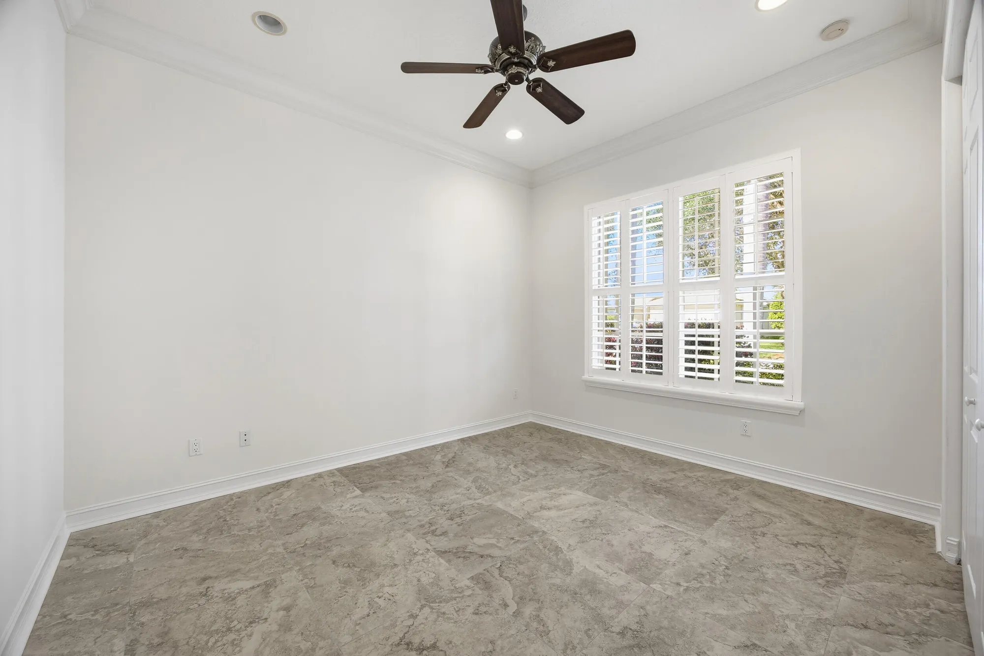 Property Slideshow image 34 of 61 | 7071 corning cir, Boynton Beach, FL, 33437