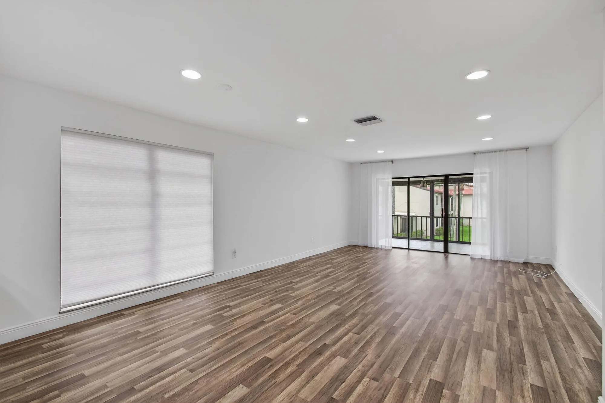 Property Slideshow image 9 of 80 | 8536 casa del lago, Boca Raton, FL, 33433