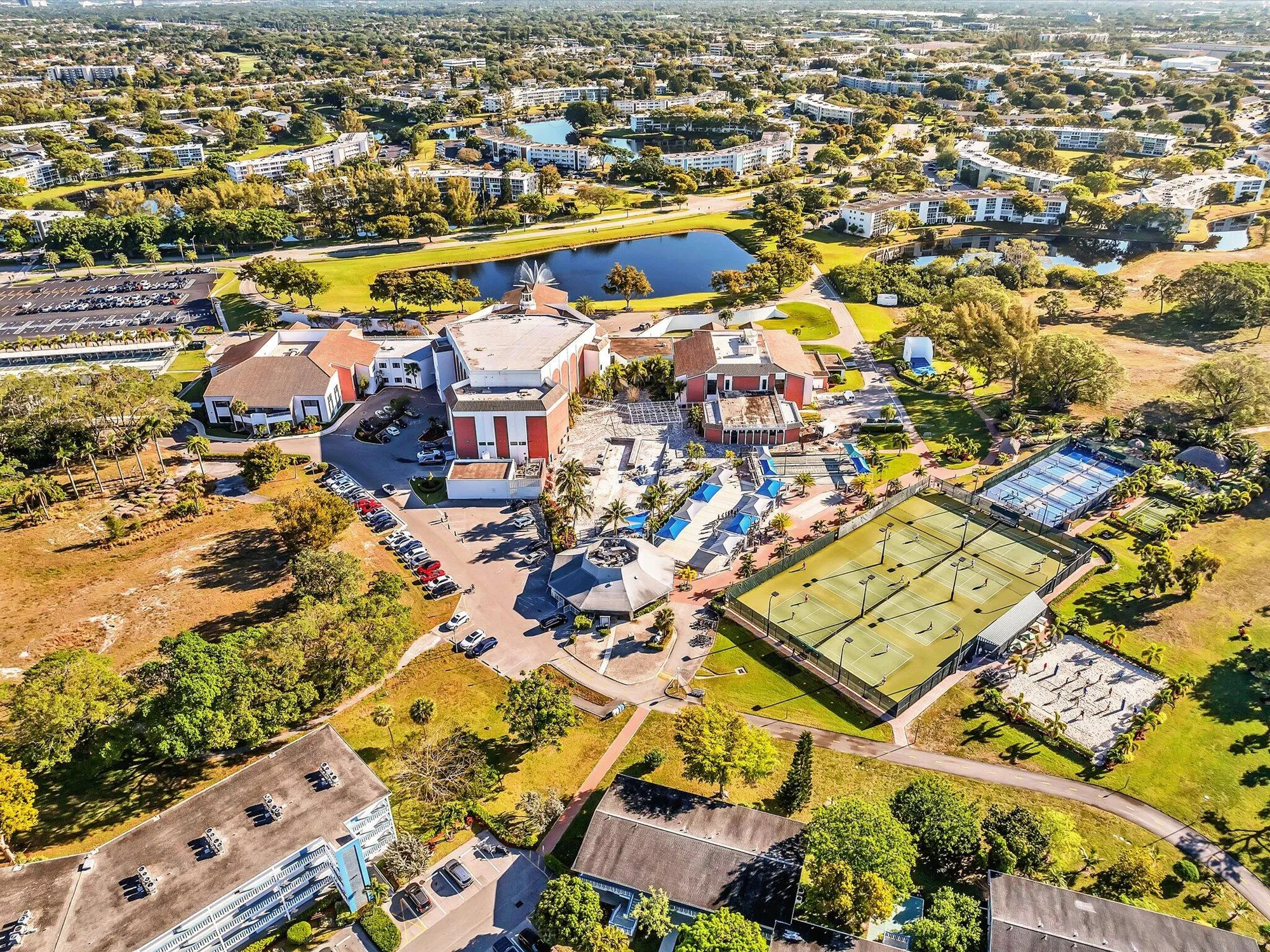 Property Slideshow image 49 of 68 | 3025 newport h h, Deerfield Beach, FL, 33442