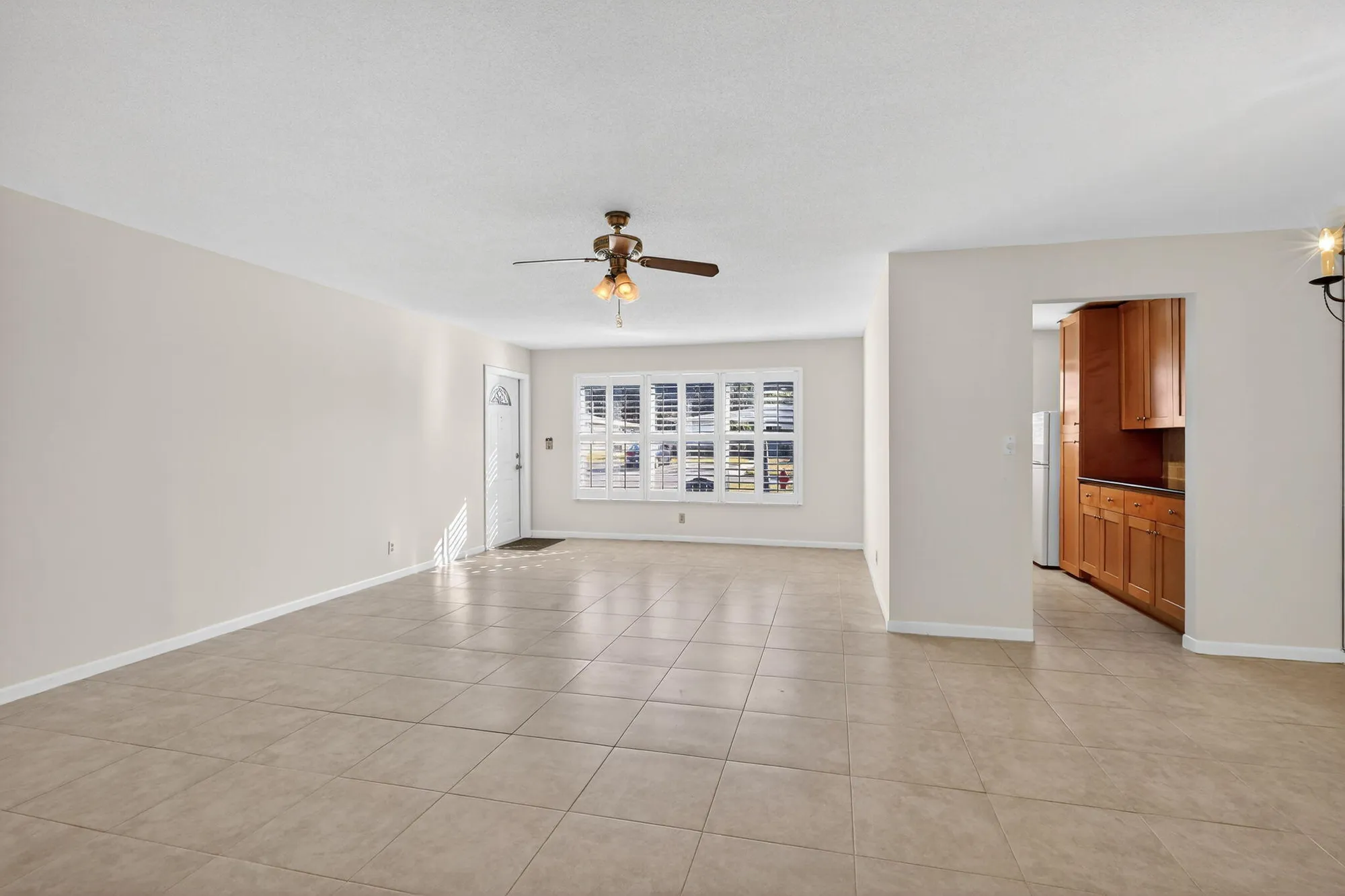 Property Slideshow image 10 of 23 | 245 high point ct c, Boynton Beach, FL, 33435