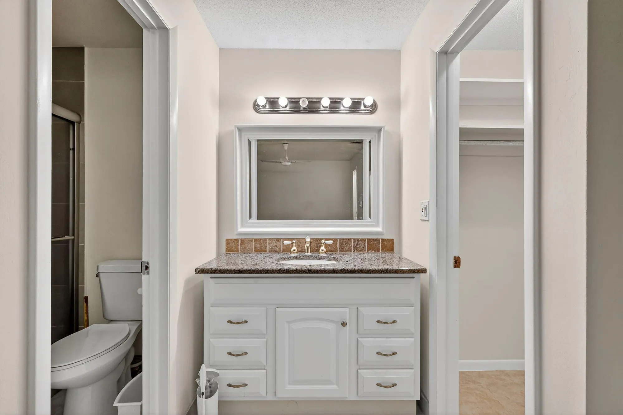 Property Slideshow image 19 of 23 | 245 high point ct c, Boynton Beach, FL, 33435