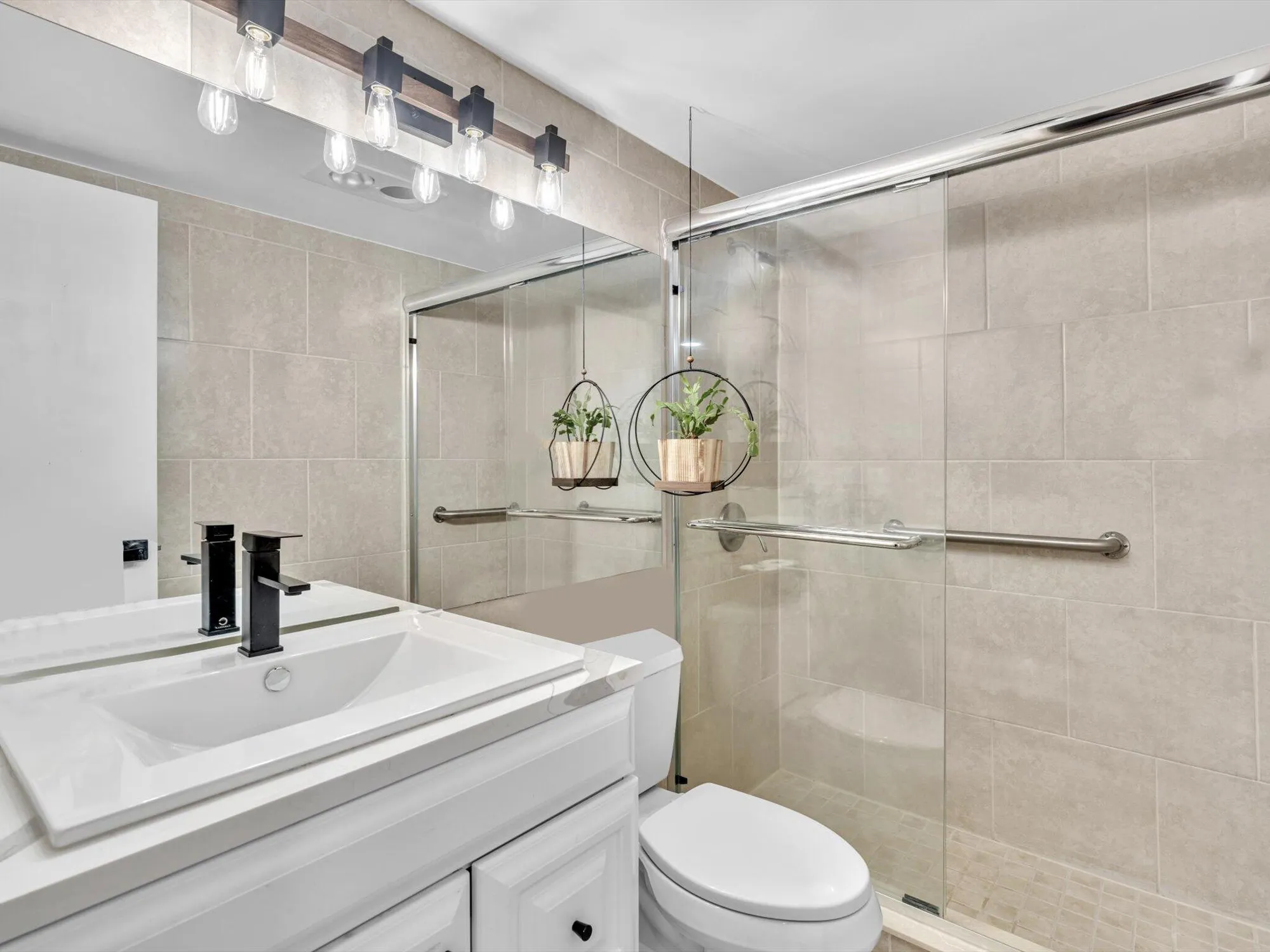 Property Slideshow image 20 of 68 | 3025 newport h h, Deerfield Beach, FL, 33442