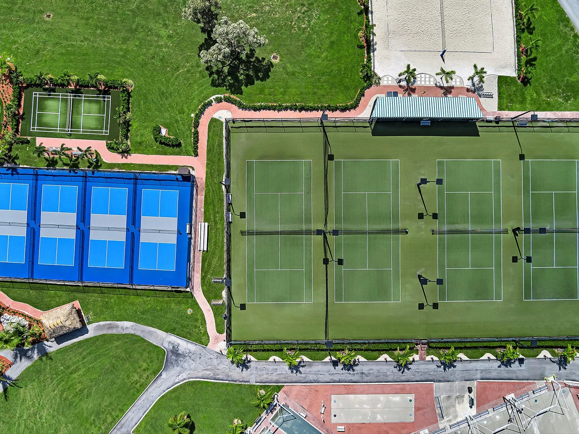 Property Slideshow image 54 of 68 | 3025 newport h h, Deerfield Beach, FL, 33442