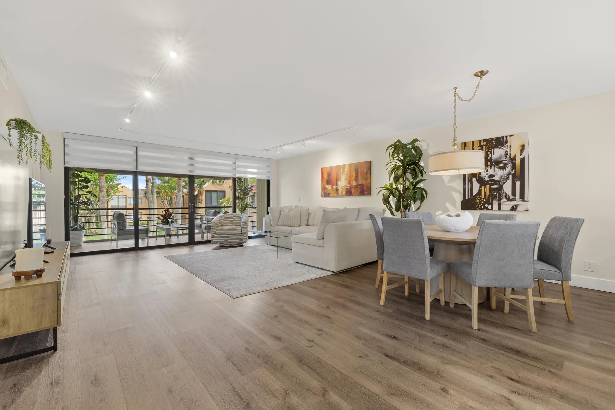 Property Slideshow image 4 of 23 | 11296 green lake dr apt 204, Boynton Beach, FL, 33437