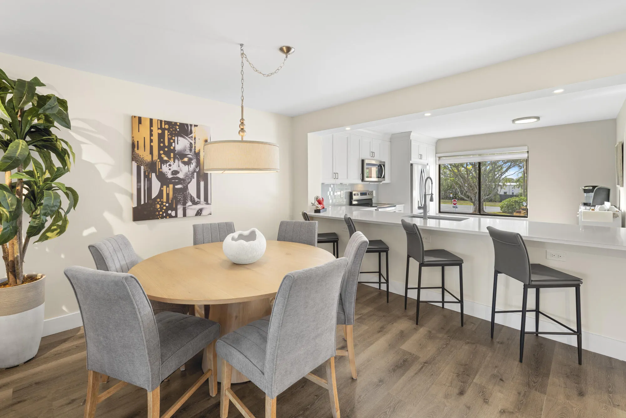 Property Slideshow image 5 of 23 | 11296 green lake dr apt 204, Boynton Beach, FL, 33437