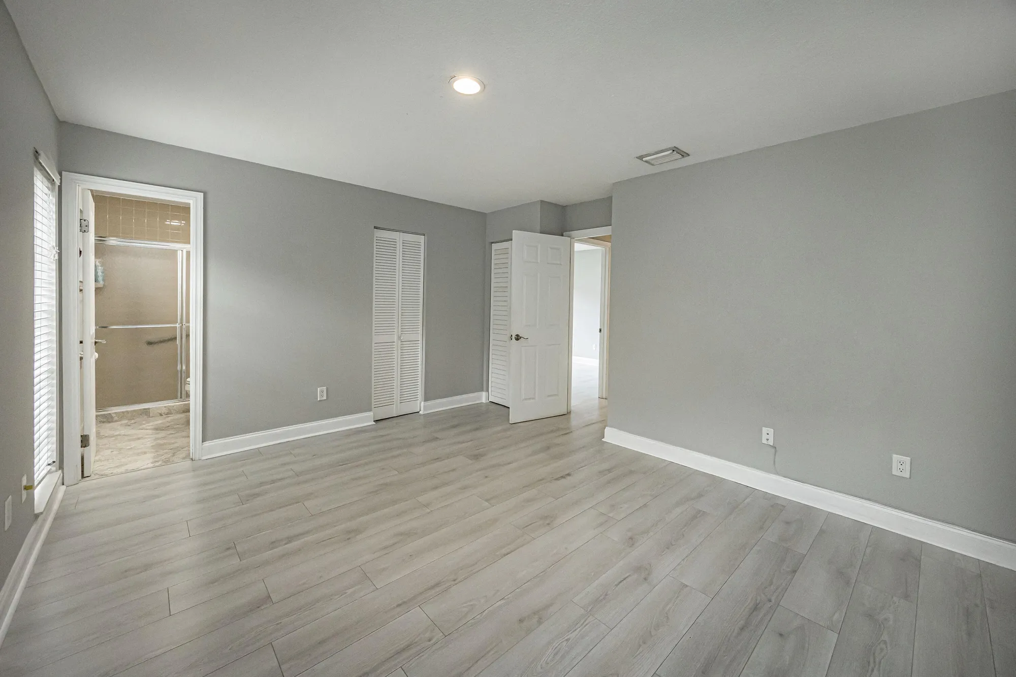 Property Slideshow image 8 of 22 | 6247 red cedar cir, Greenacres, FL, 33463