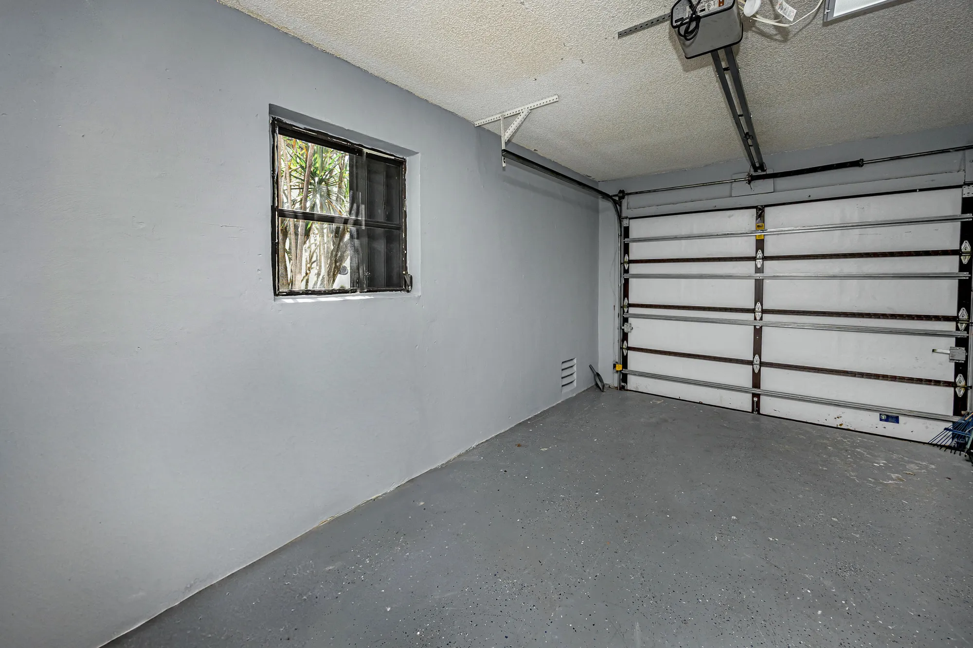 Property Slideshow image 15 of 22 | 6247 red cedar cir, Greenacres, FL, 33463