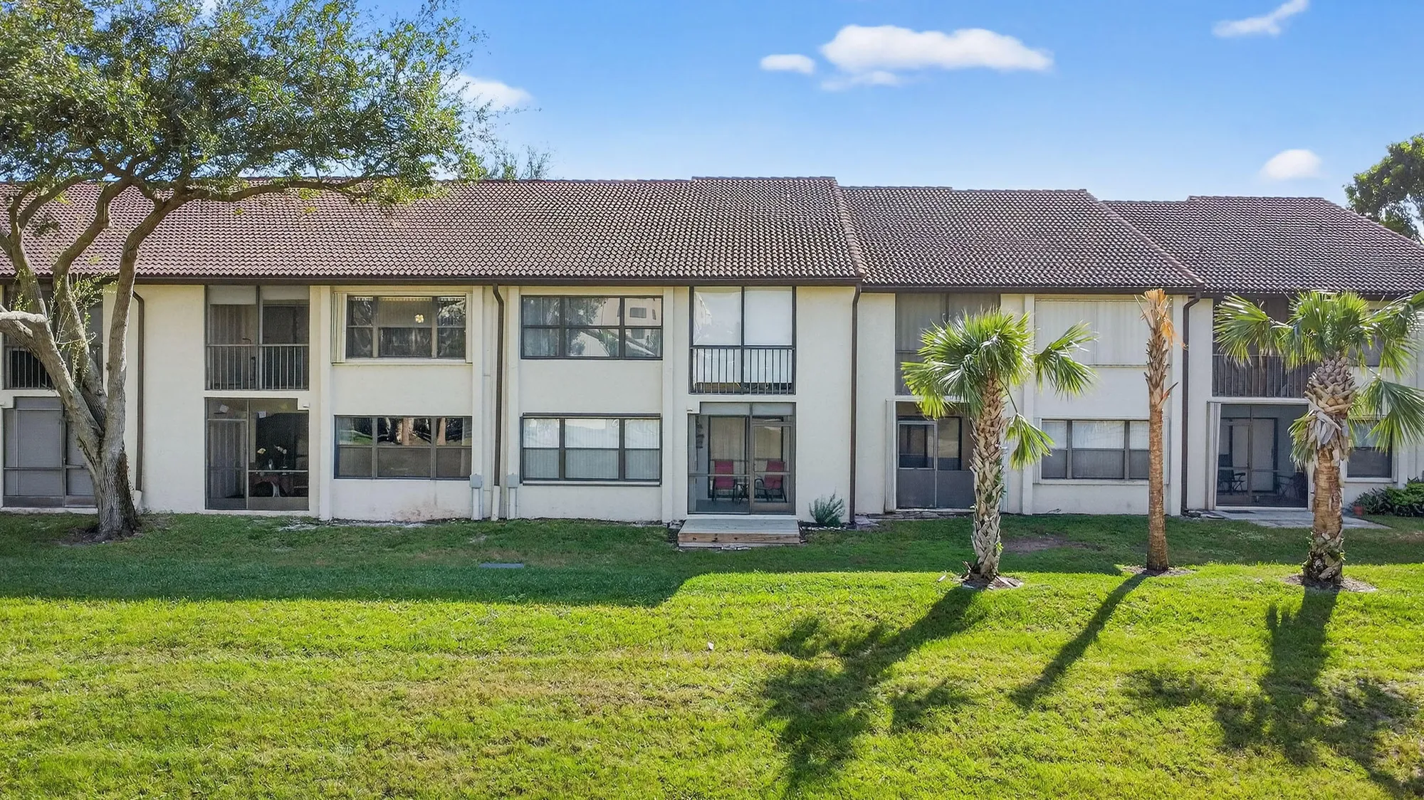 Property Slideshow image 33 of 47 | 4745 lucerne lakes blvd 103, Lake Worth, FL, 33467
