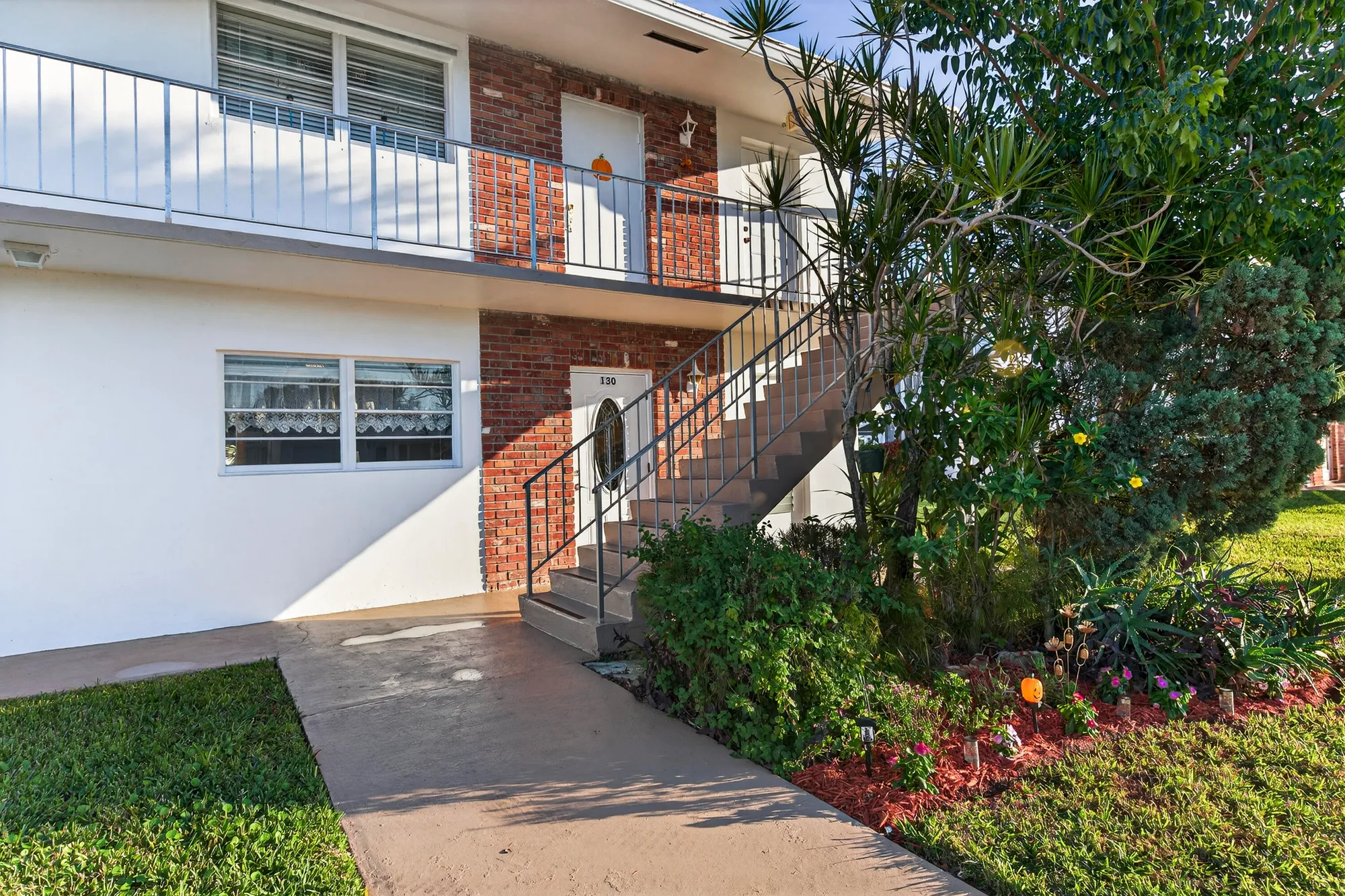 Property Slideshow image 5 of 71 | 2800 w golf blvd 130, Pompano Beach, FL, 33064