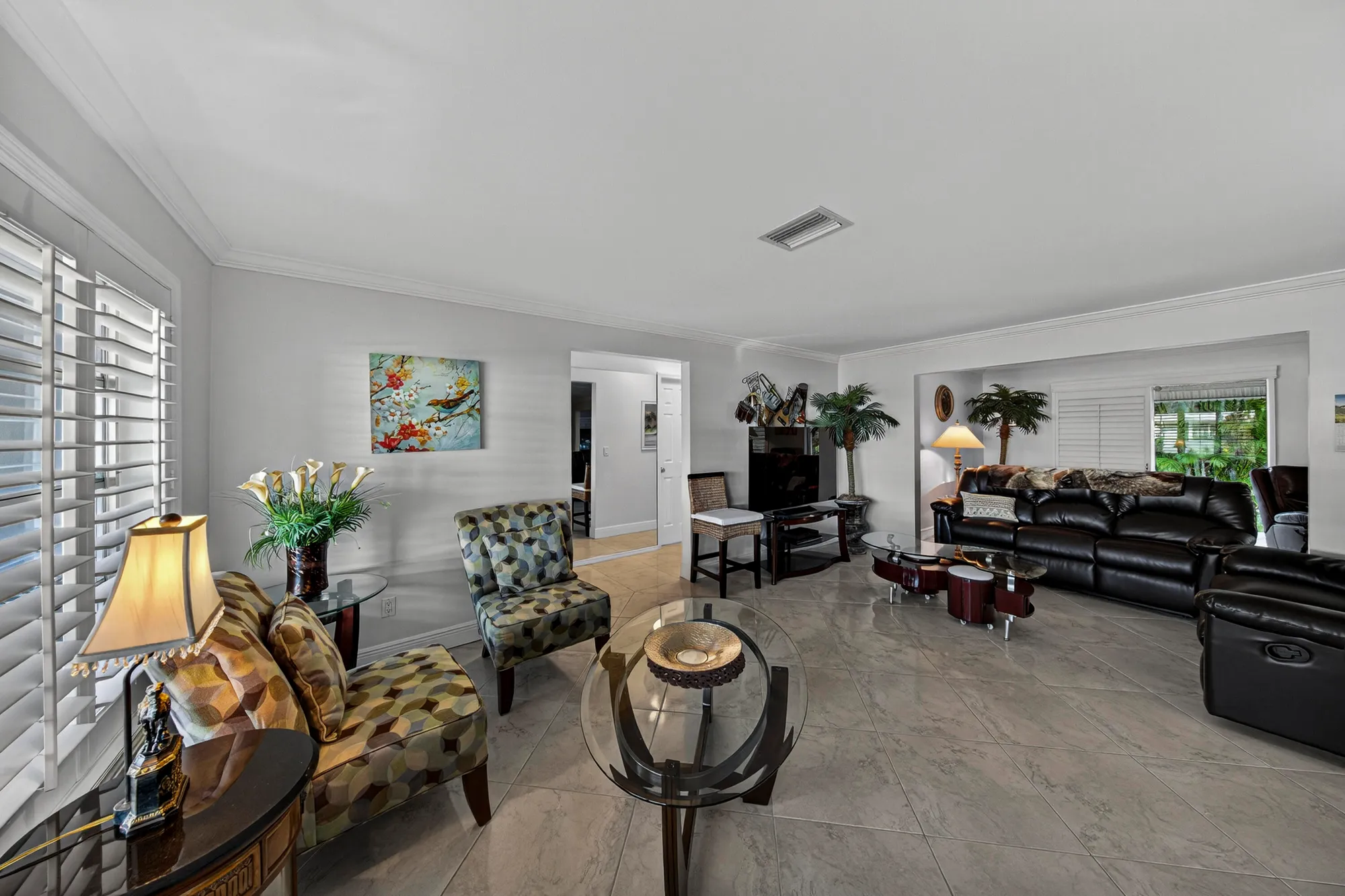 Property Slideshow image 10 of 70 | 320 nw 24th ct, Pompano Beach, FL, 33064