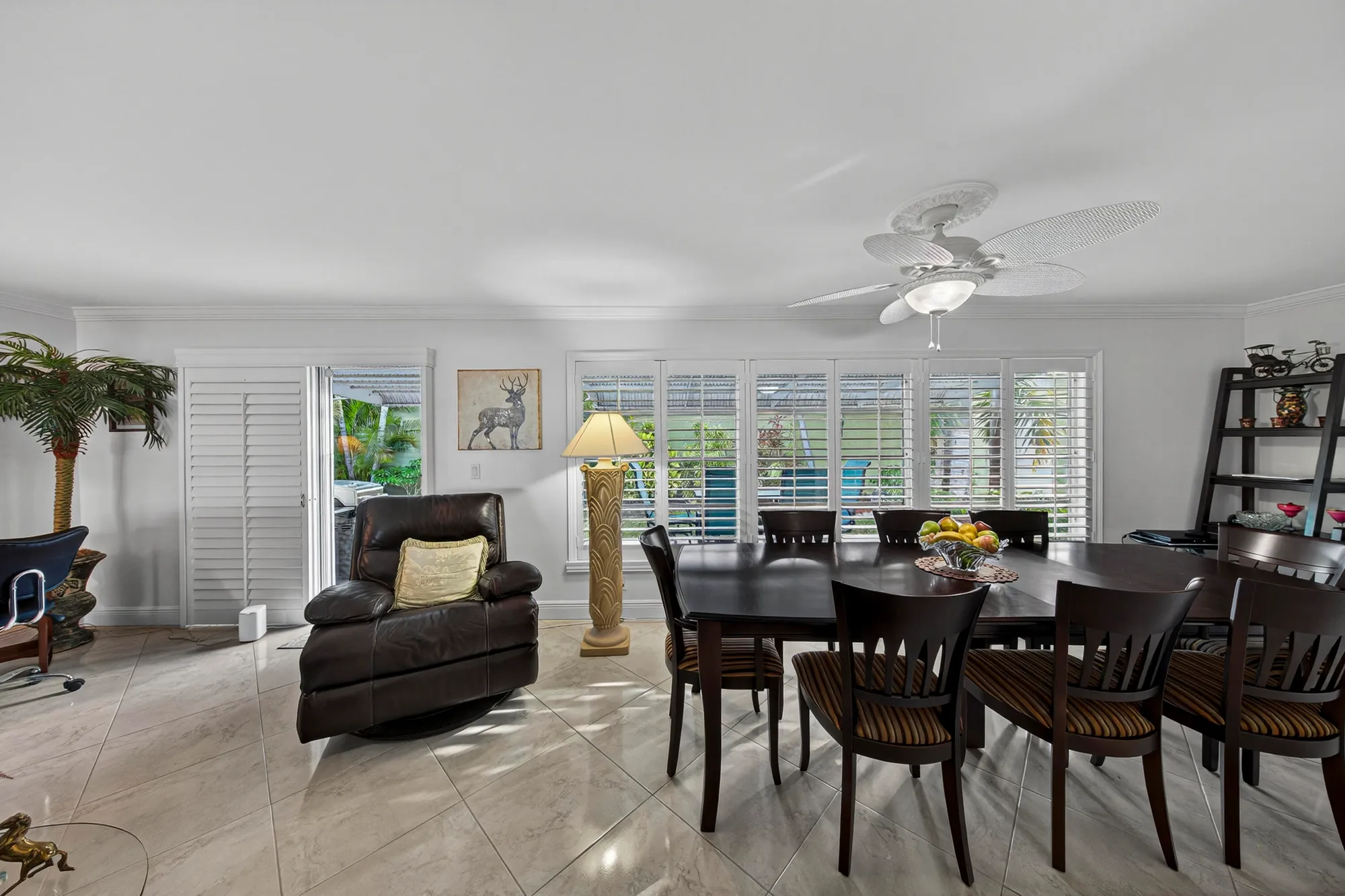 Property Slideshow image 19 of 70 | 320 nw 24th ct, Pompano Beach, FL, 33064