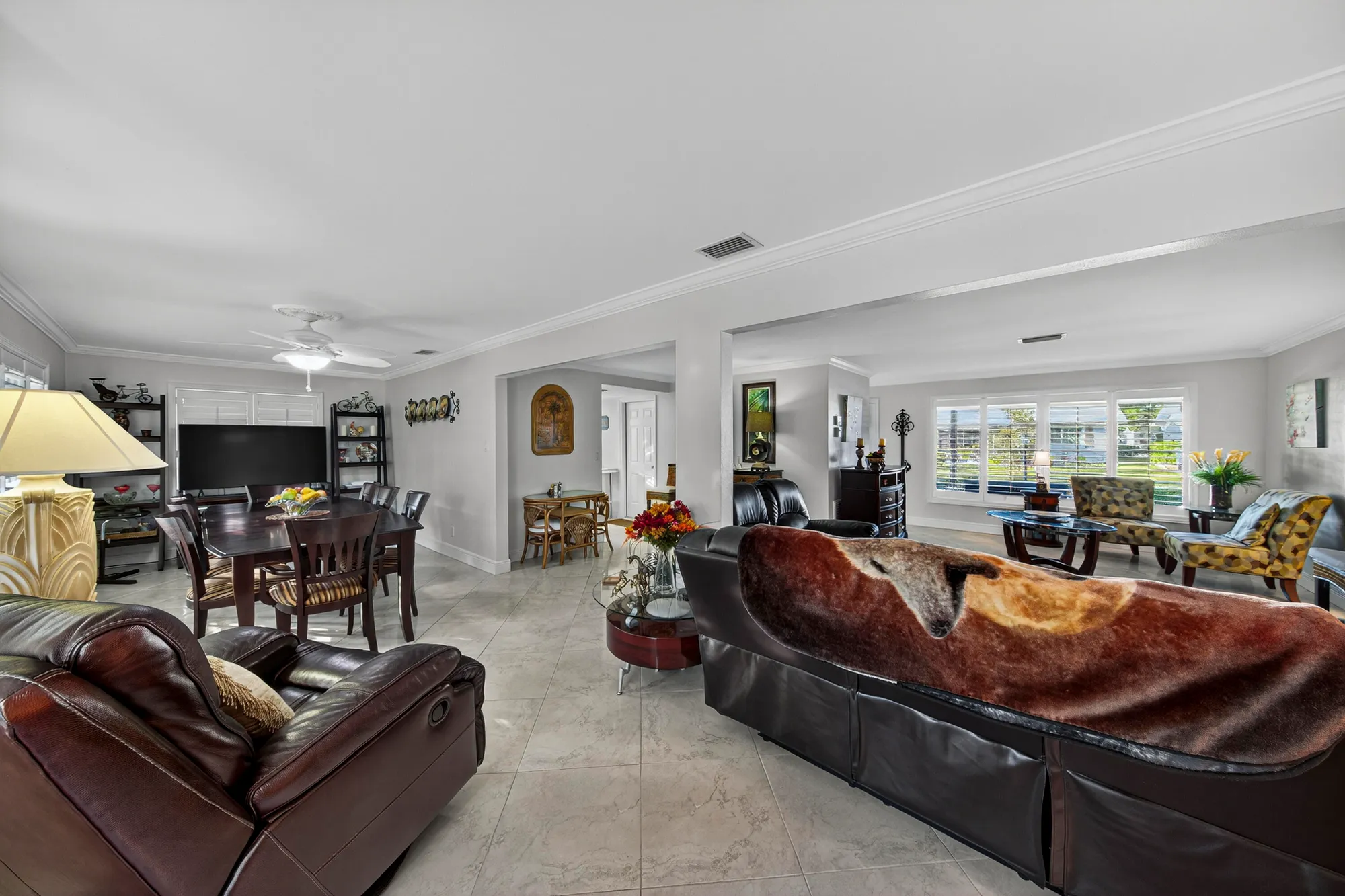Property Slideshow image 21 of 70 | 320 nw 24th ct, Pompano Beach, FL, 33064
