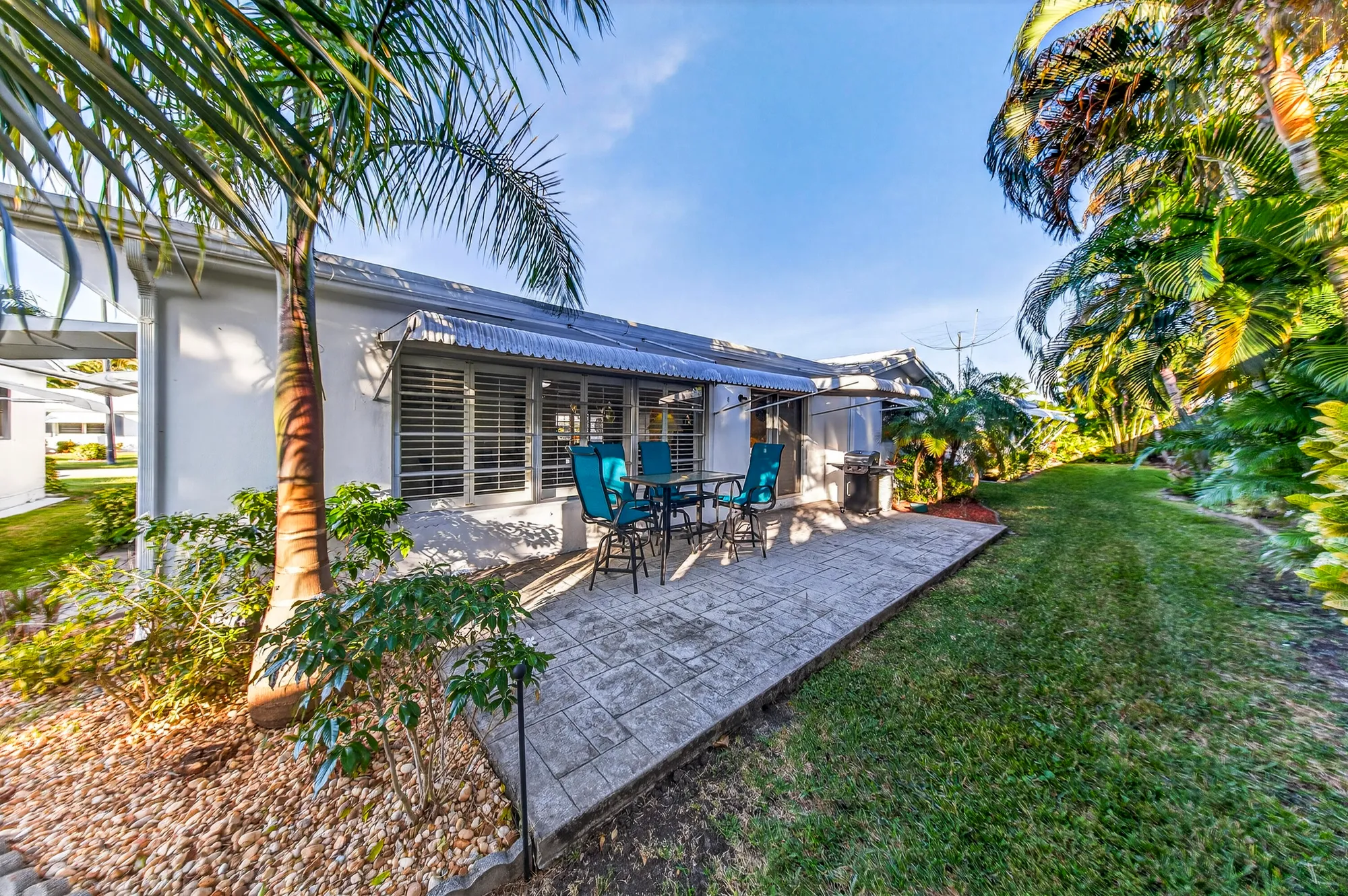 Property Slideshow image 35 of 70 | 320 nw 24th ct, Pompano Beach, FL, 33064