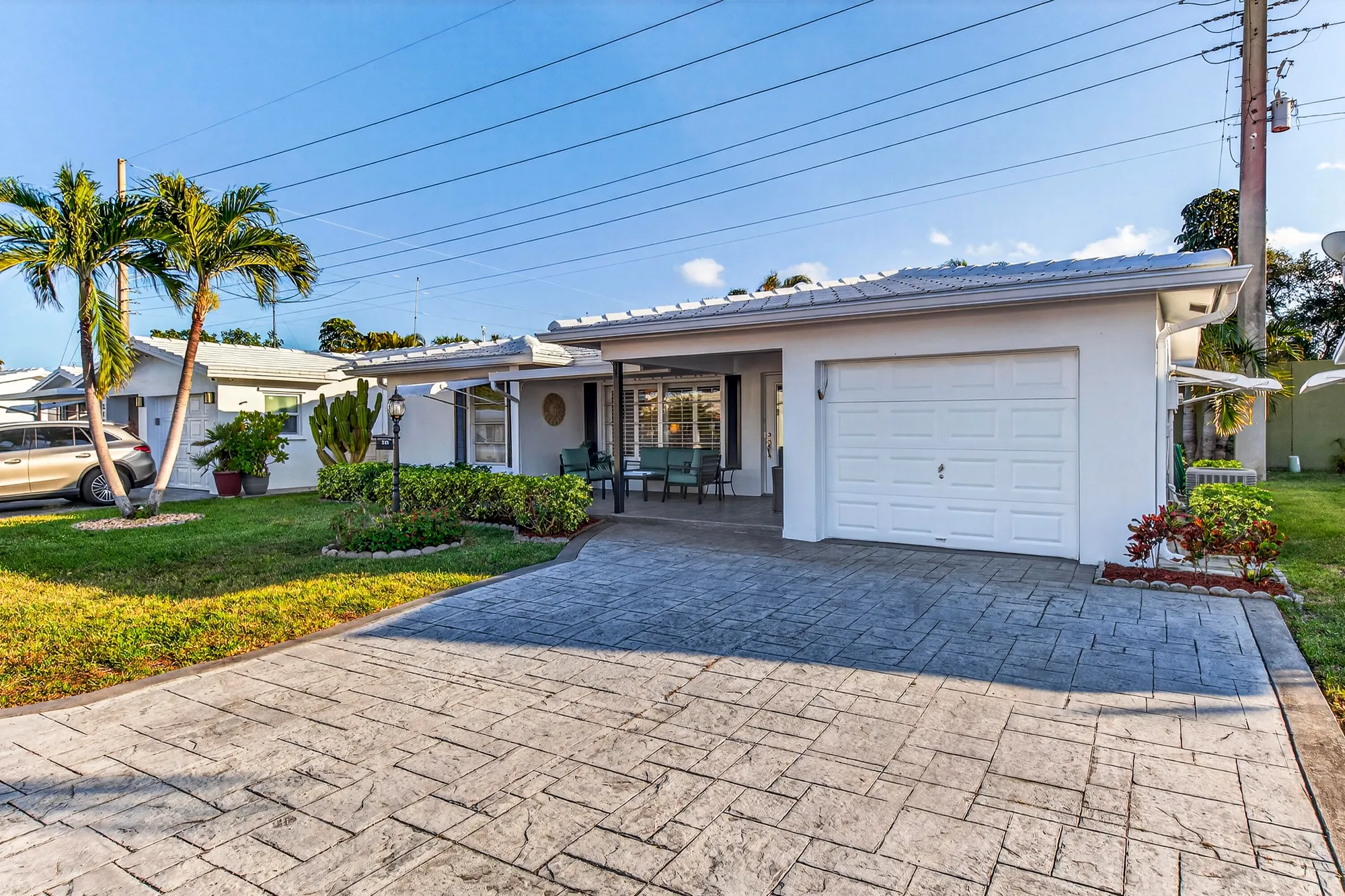 Property Slideshow image 37 of 70 | 320 nw 24th ct, Pompano Beach, FL, 33064