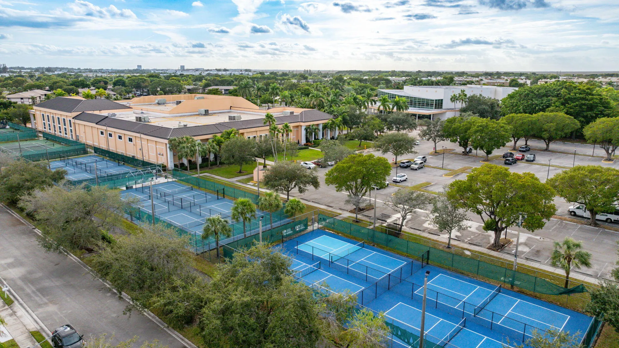 Property Slideshow image 38 of 39 | 9599 weldon cir a412, Tamarac, FL, 33321