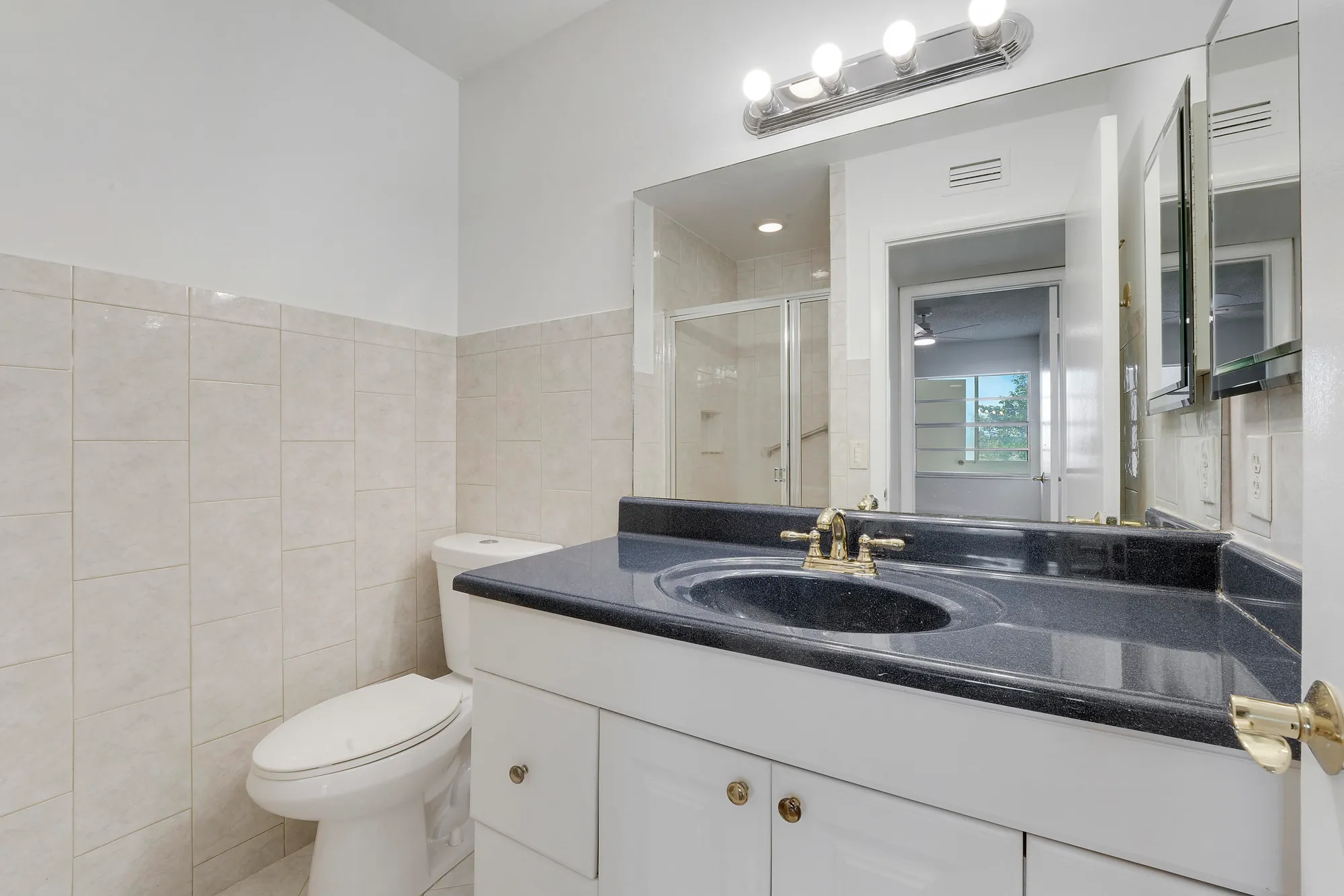 Property Slideshow image 13 of 30 | 332 flanders g, Delray Beach, FL, 33484