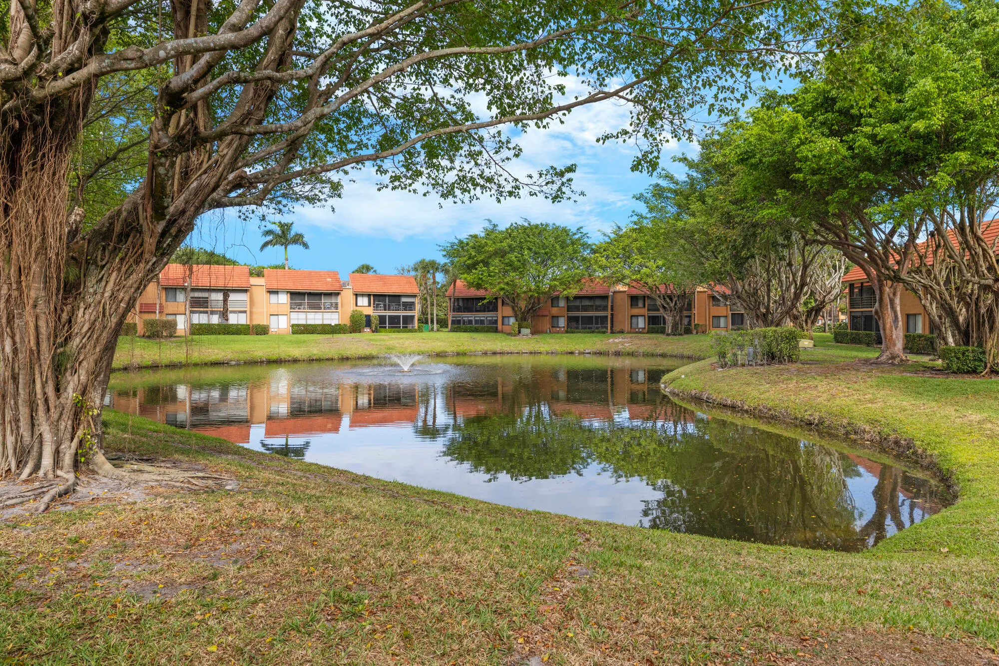 Property Slideshow image 18 of 23 | 11296 green lake dr apt 204, Boynton Beach, FL, 33437