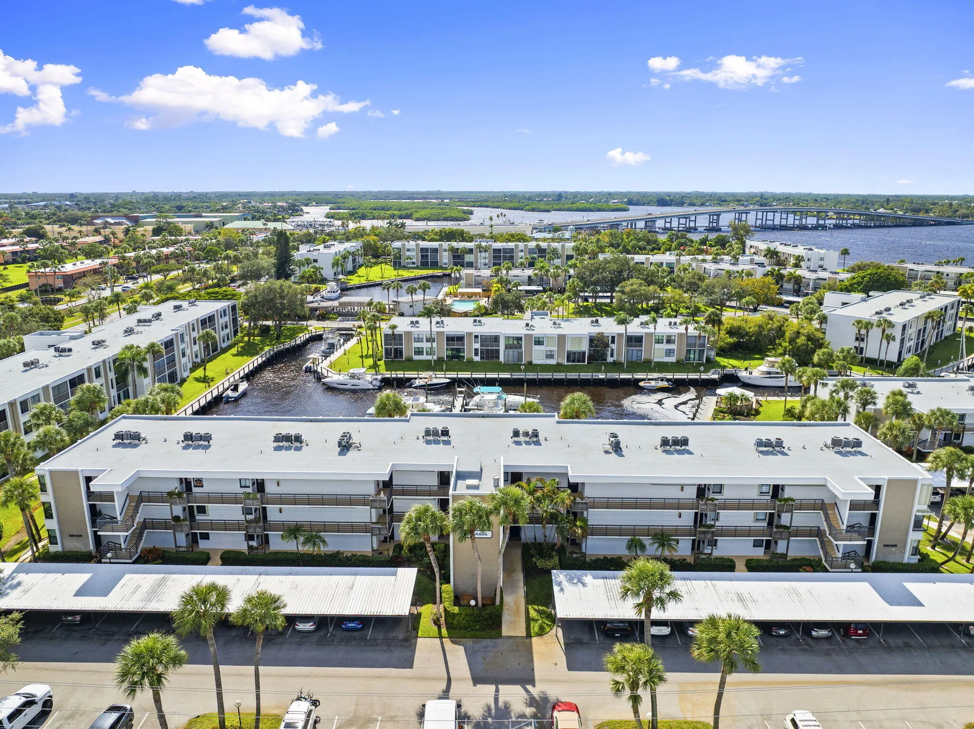 Property Slideshow image 7 of 46 | 1950 sw palm city rd apt 6105, Stuart, FL, 34994