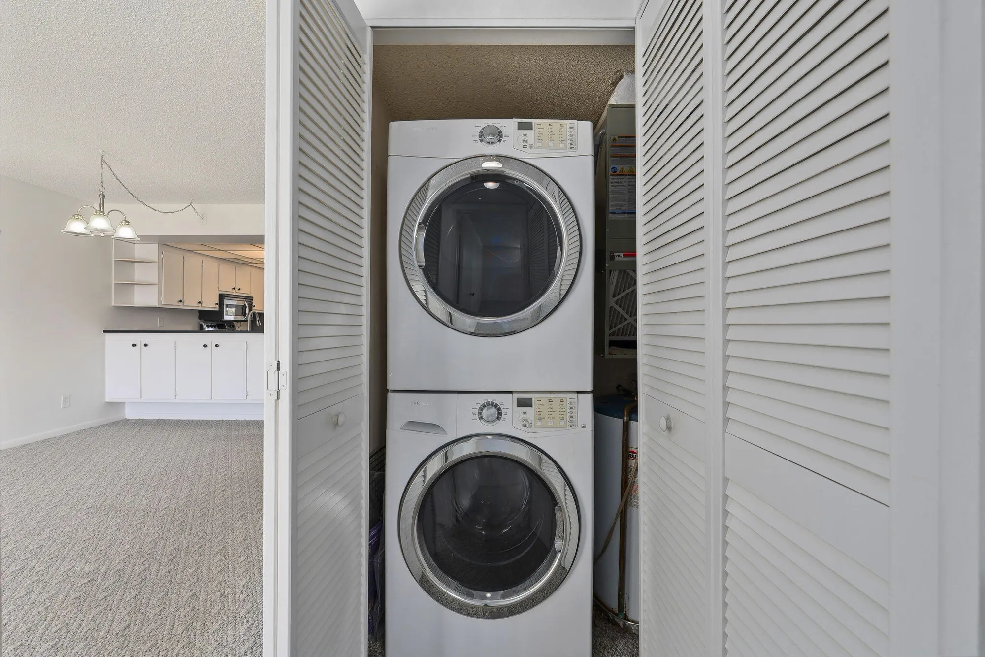 Property Slideshow image 38 of 46 | 1950 sw palm city rd apt 6105, Stuart, FL, 34994
