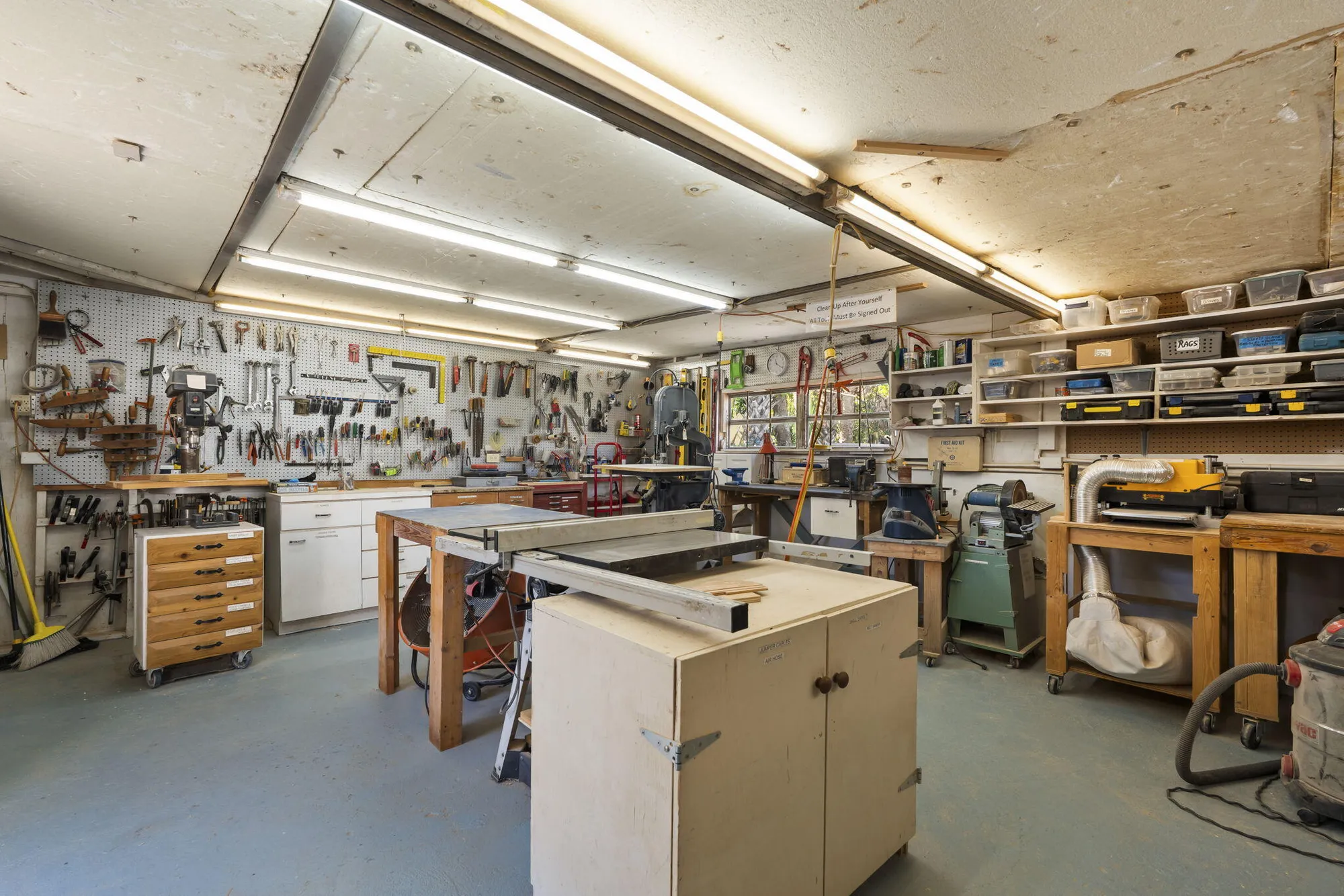 Property Slideshow image 45 of 46 | 1950 sw palm city rd apt 6105, Stuart, FL, 34994