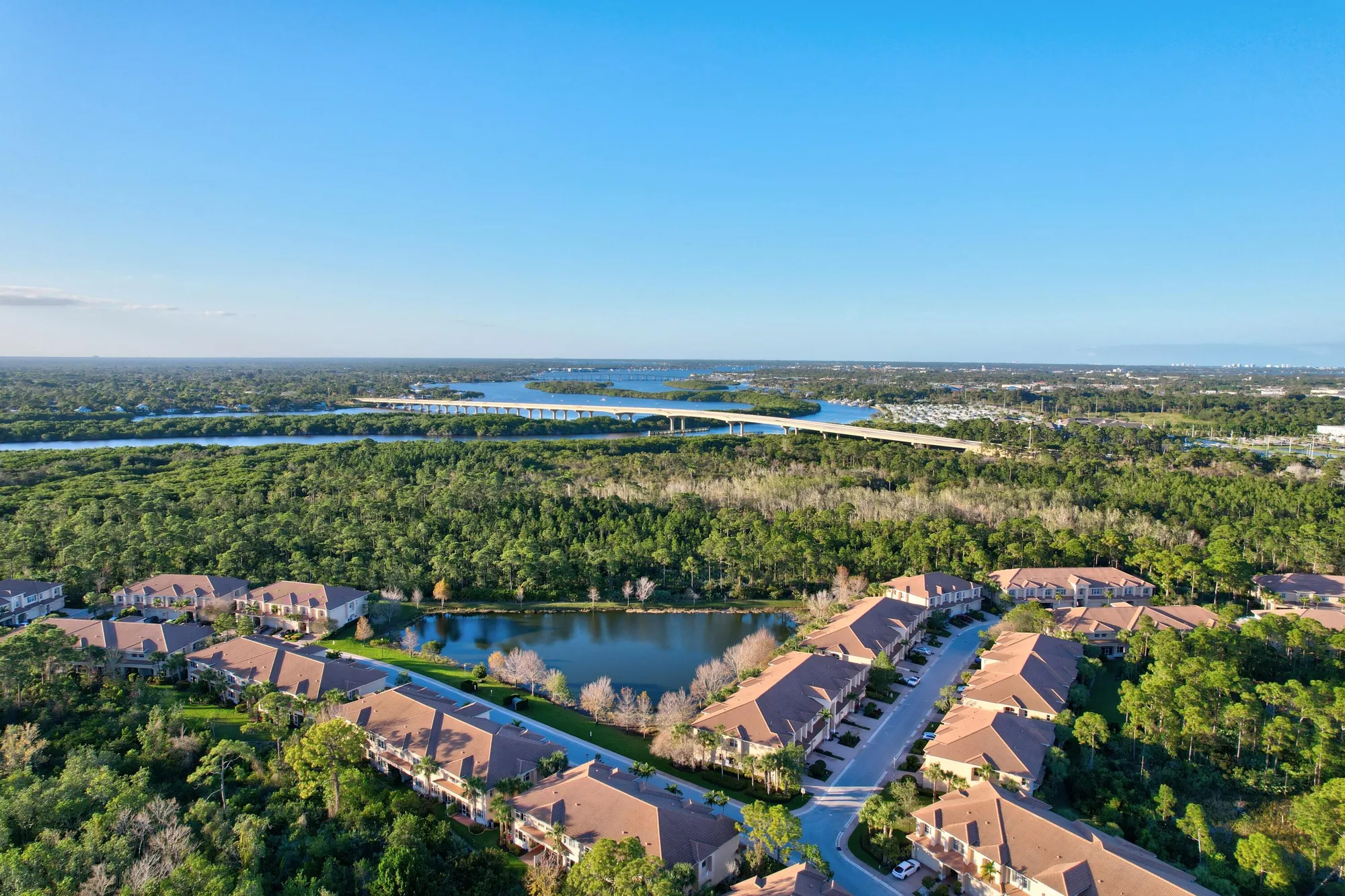 Property Slideshow image 20 of 36 | 871 sw south river dr 202, Stuart, FL, 34997