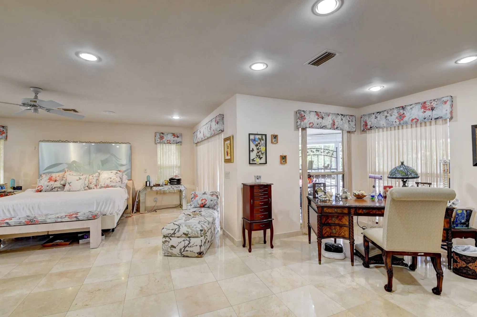 Property Slideshow image 23 of 68 | 56 northwoods ln, Boynton Beach, FL, 33436