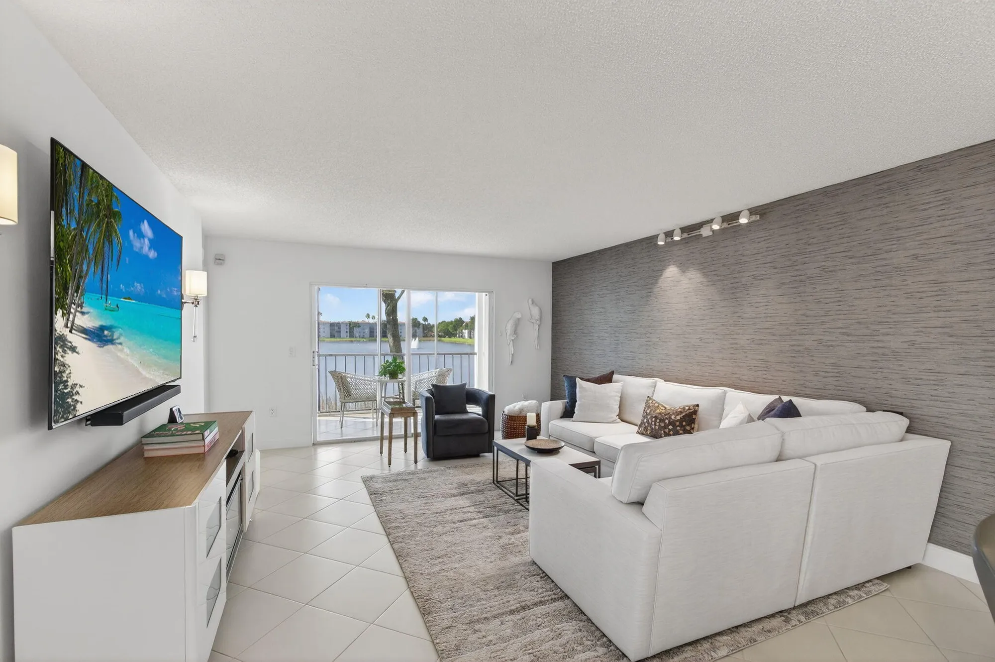 Property Slideshow image 17 of 147 | 6121 pointe regal cir apt 201, Delray Beach, FL, 33484