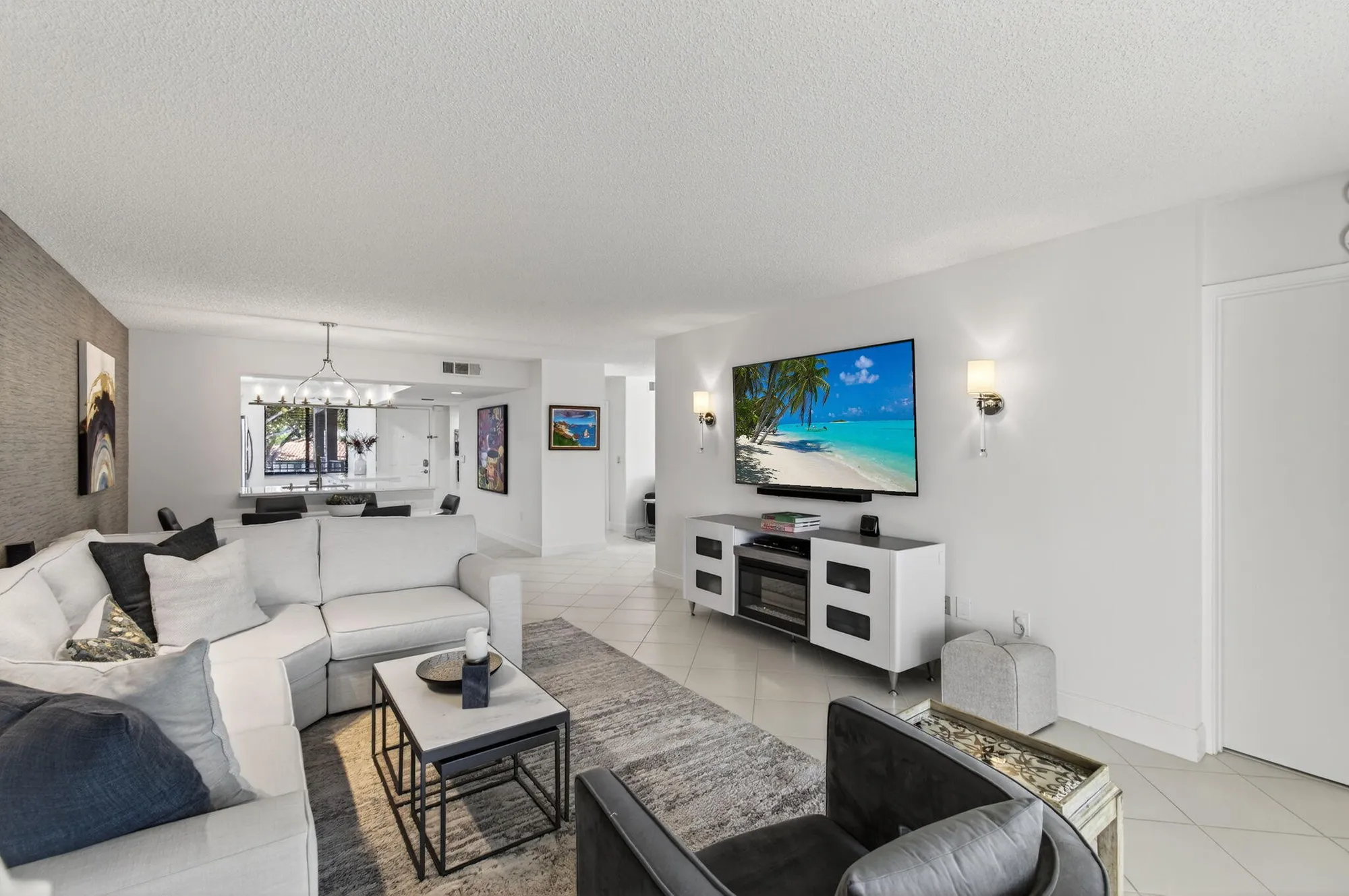Property Slideshow image 32 of 147 | 6121 pointe regal cir apt 201, Delray Beach, FL, 33484