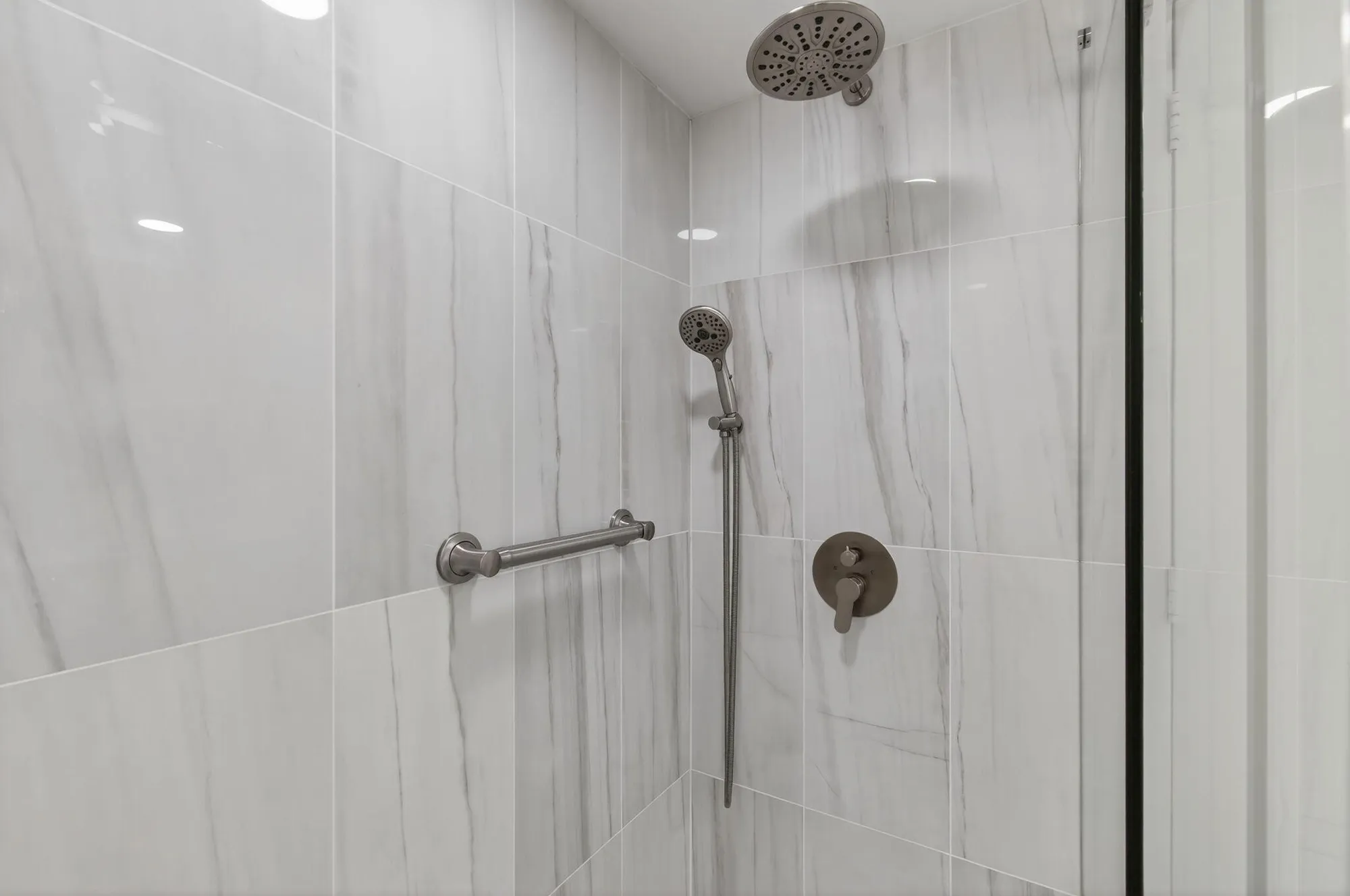 Property Slideshow image 55 of 147 | 6121 pointe regal cir apt 201, Delray Beach, FL, 33484