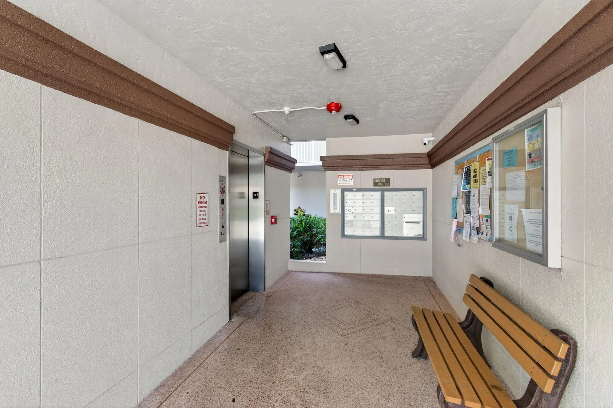 Property Slideshow image 69 of 147 | 6121 pointe regal cir apt 201, Delray Beach, FL, 33484
