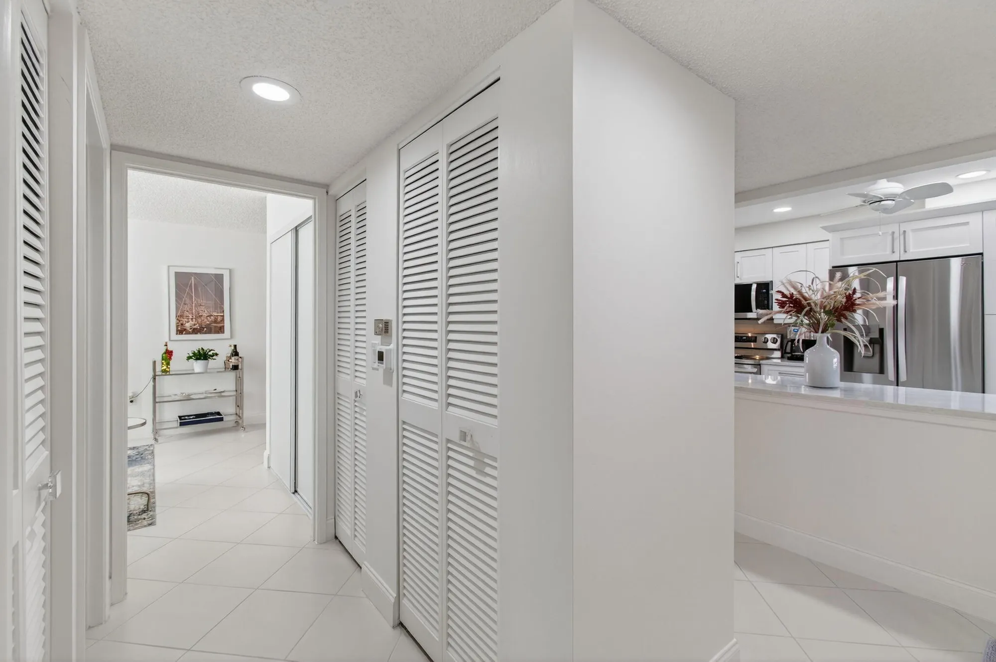 Property Slideshow image 68 of 147 | 6121 pointe regal cir apt 201, Delray Beach, FL, 33484