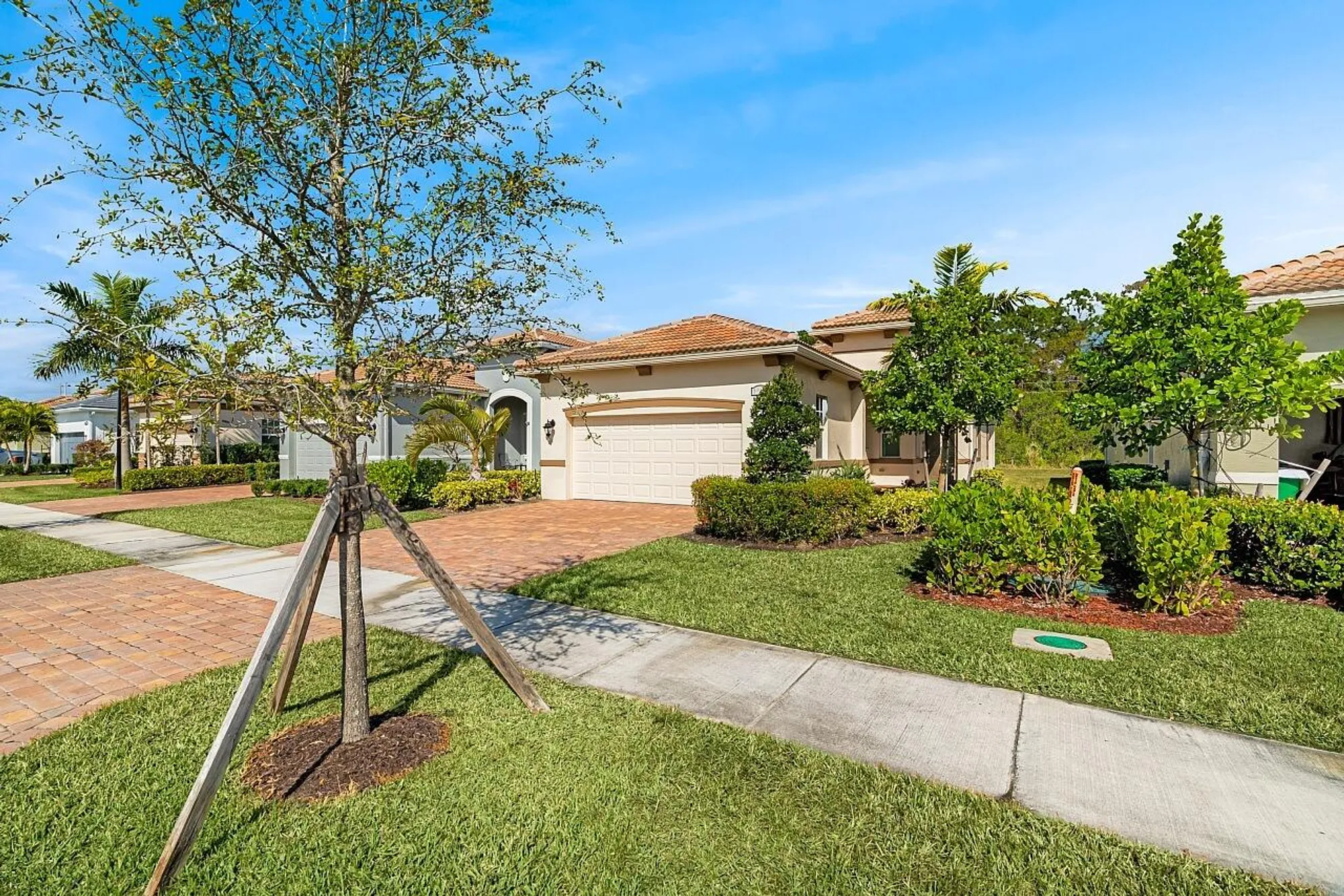 Property Slideshow image 3 of 33 | 11569 sw visconti way, Port Saint Lucie, FL, 34986