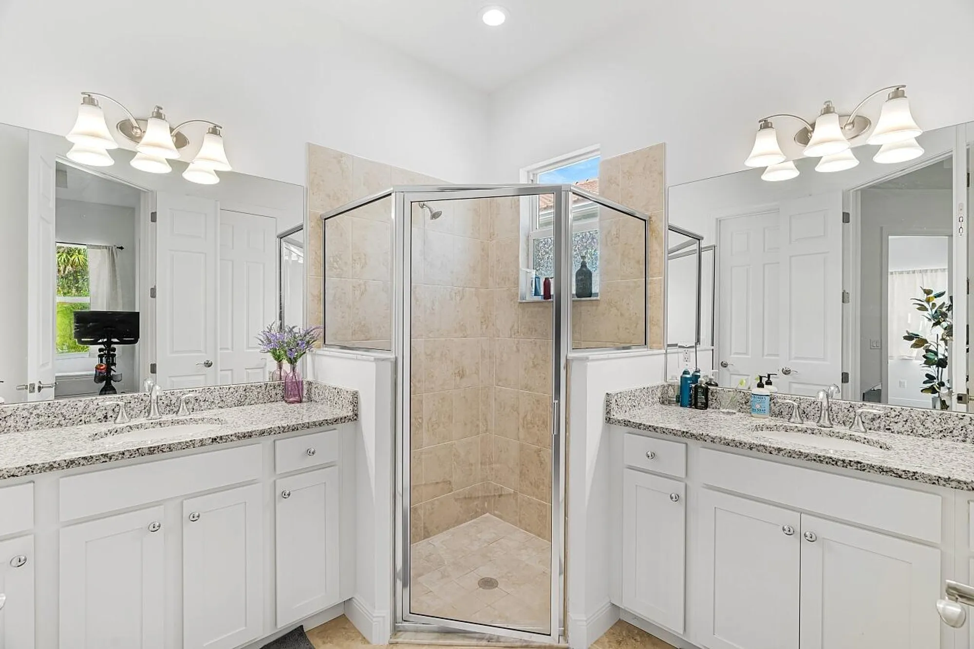 Property Slideshow image 12 of 33 | 11569 sw visconti way, Port Saint Lucie, FL, 34986