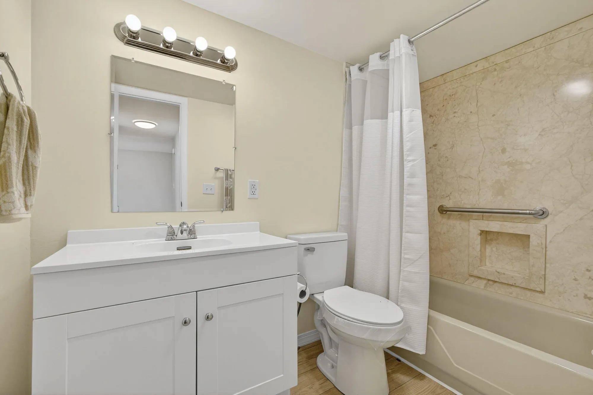 Property Slideshow image 16 of 44 | 51 stratford d, West Palm Beach, FL, 33417