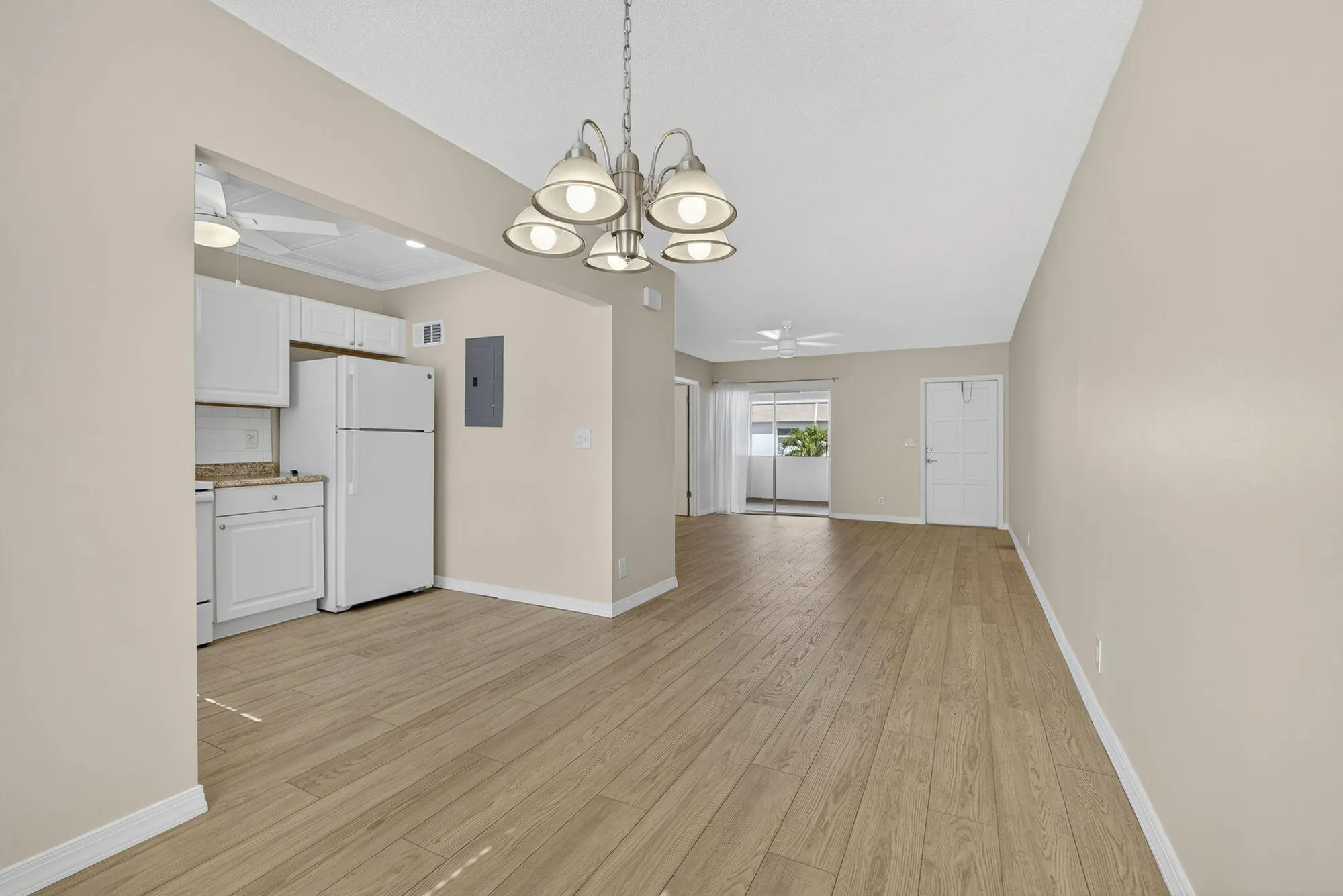 Property Slideshow image 8 of 44 | 51 stratford d, West Palm Beach, FL, 33417