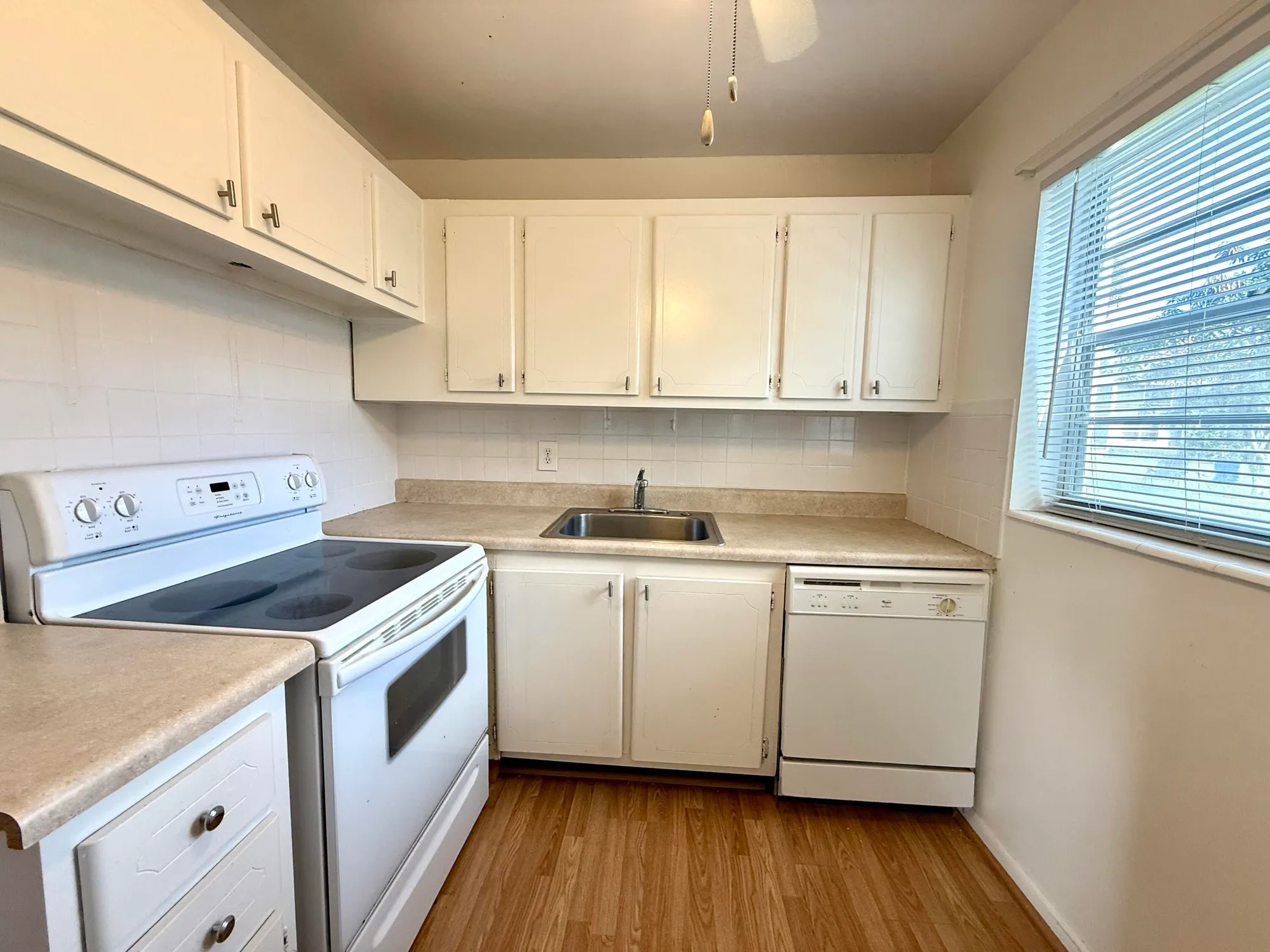 Property Slideshow image 1 of 31 | 148 coventry g, West Palm Beach, FL, 33417