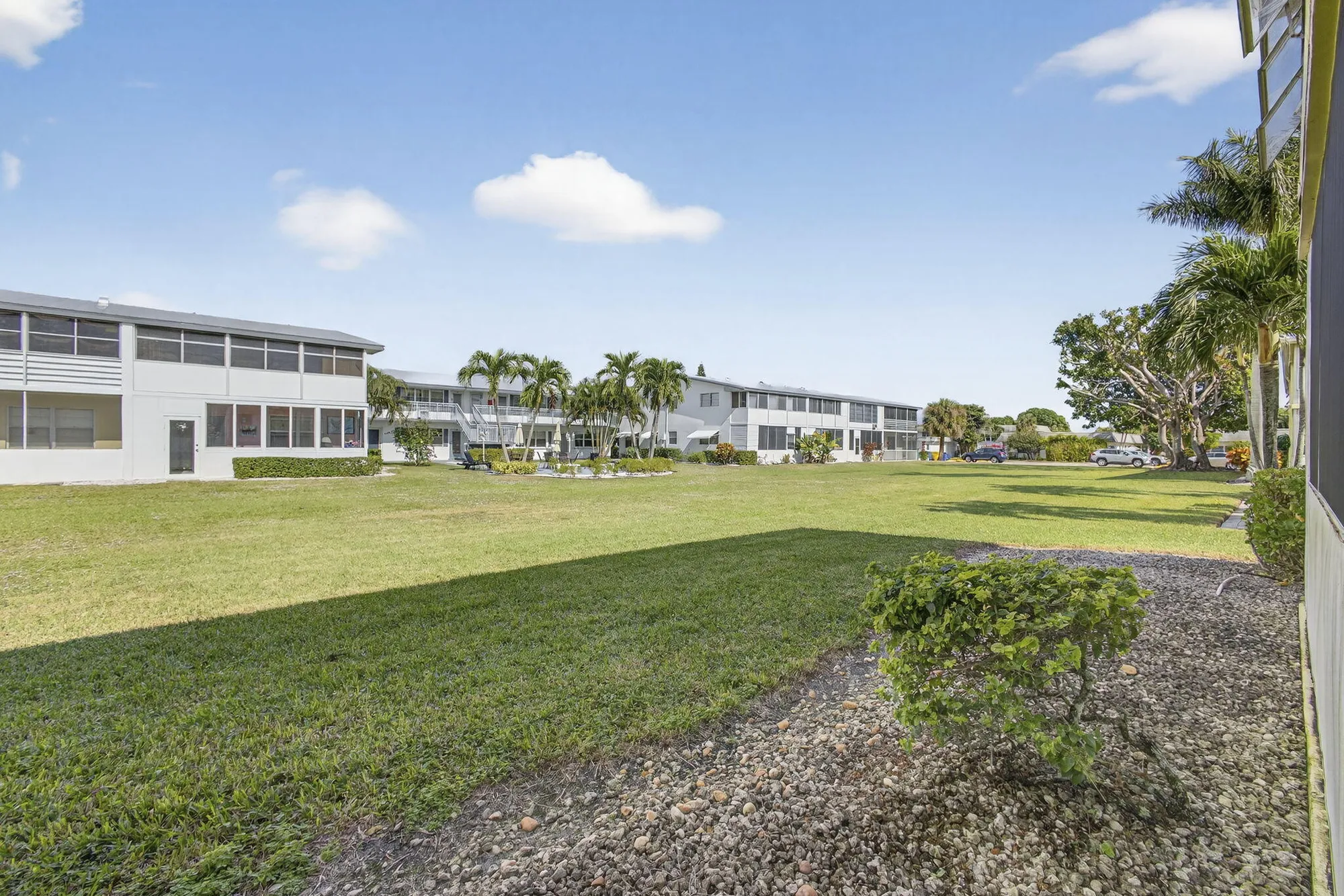 Property Slideshow image 30 of 44 | 100 sheffield e unit e, West Palm Beach, FL, 33417