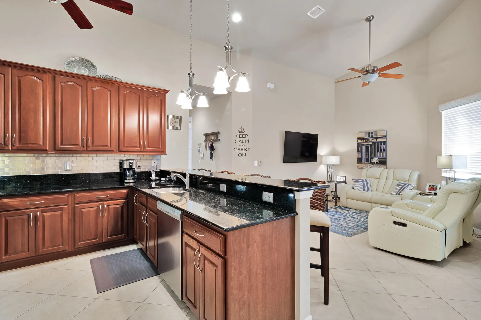 Property Slideshow image 11 of 34 | 6445 oxford cir unit 101, Vero Beach, FL, 32966