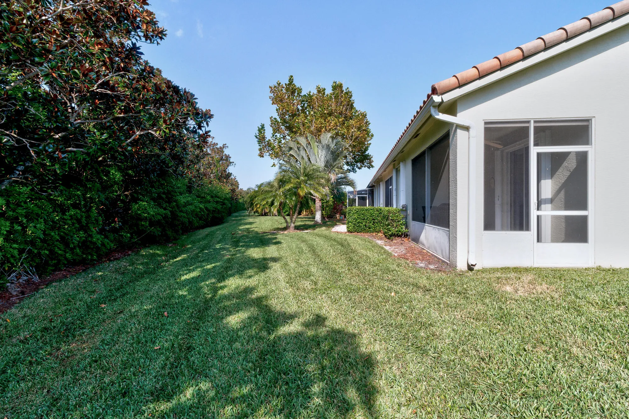 Property Slideshow image 24 of 34 | 6445 oxford cir unit 101, Vero Beach, FL, 32966