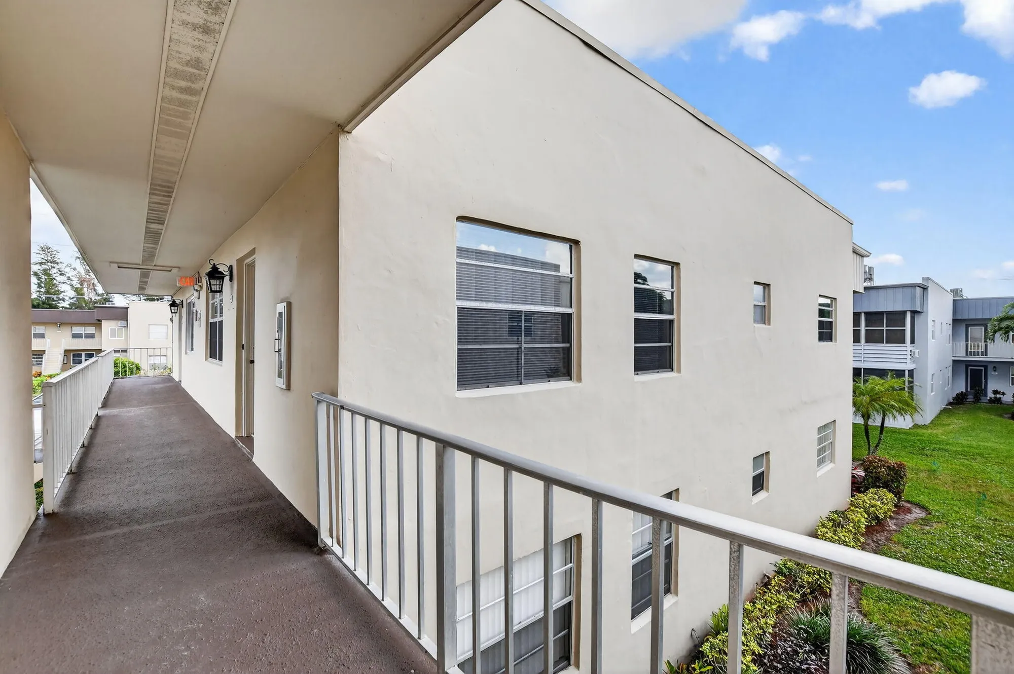 Property Slideshow image 4 of 64 | 74 burgundy b b, Delray Beach, FL, 33484